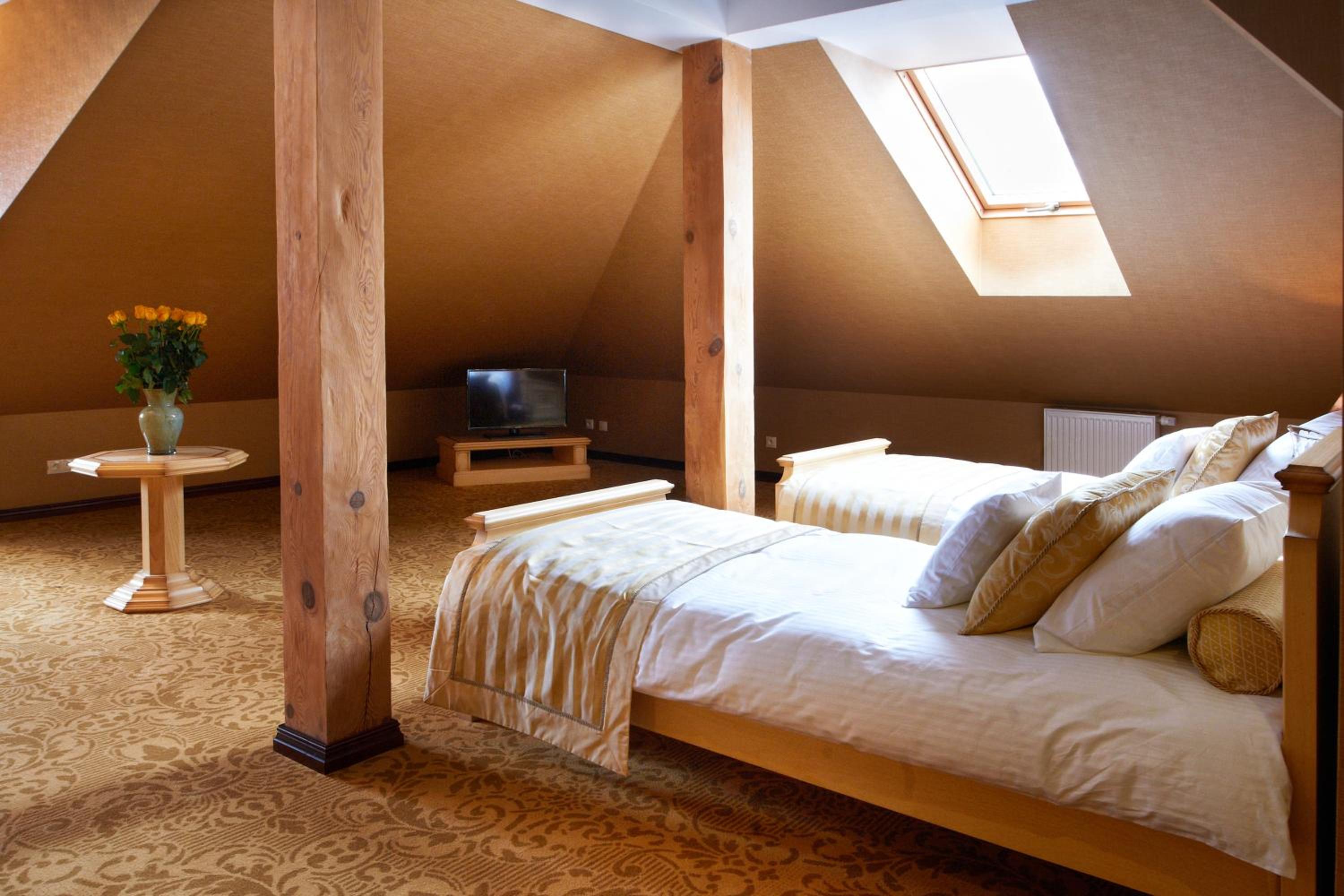Small Double Room - Photo 2
