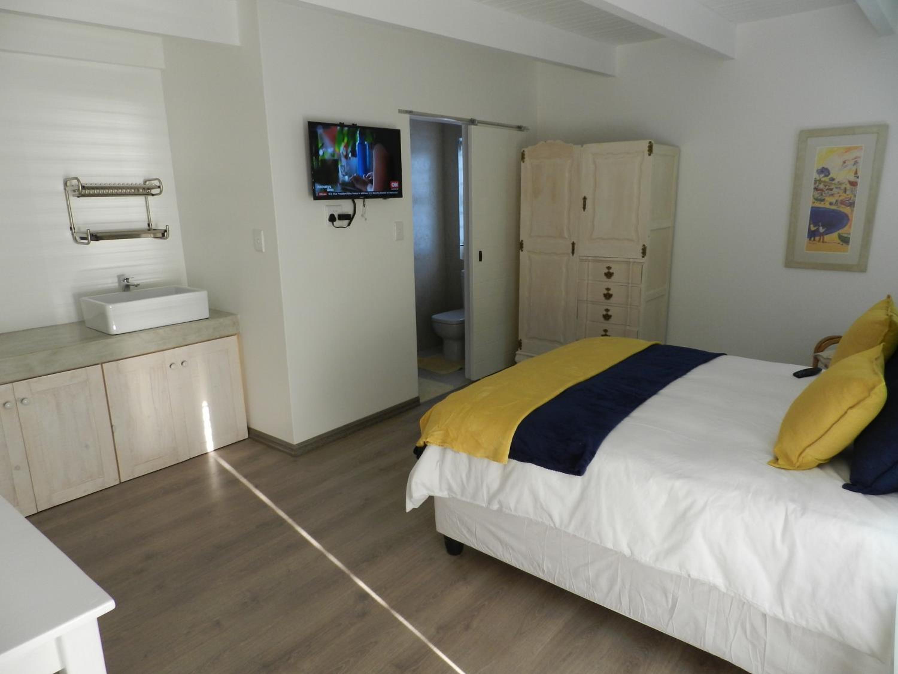 One-Bedroom Apartment (Unit 2) photo 3