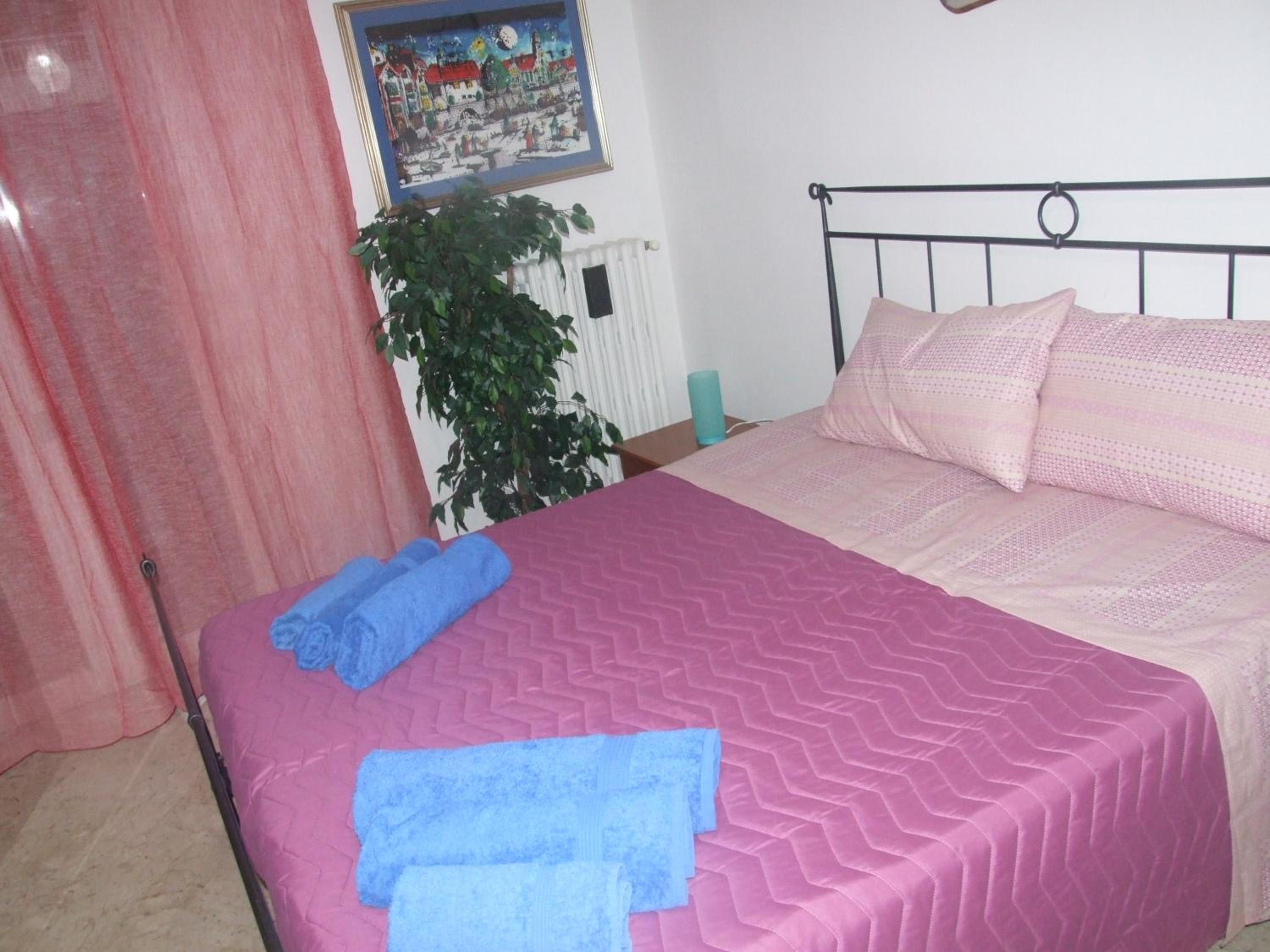 Quadruple Room with Shared Bathroom