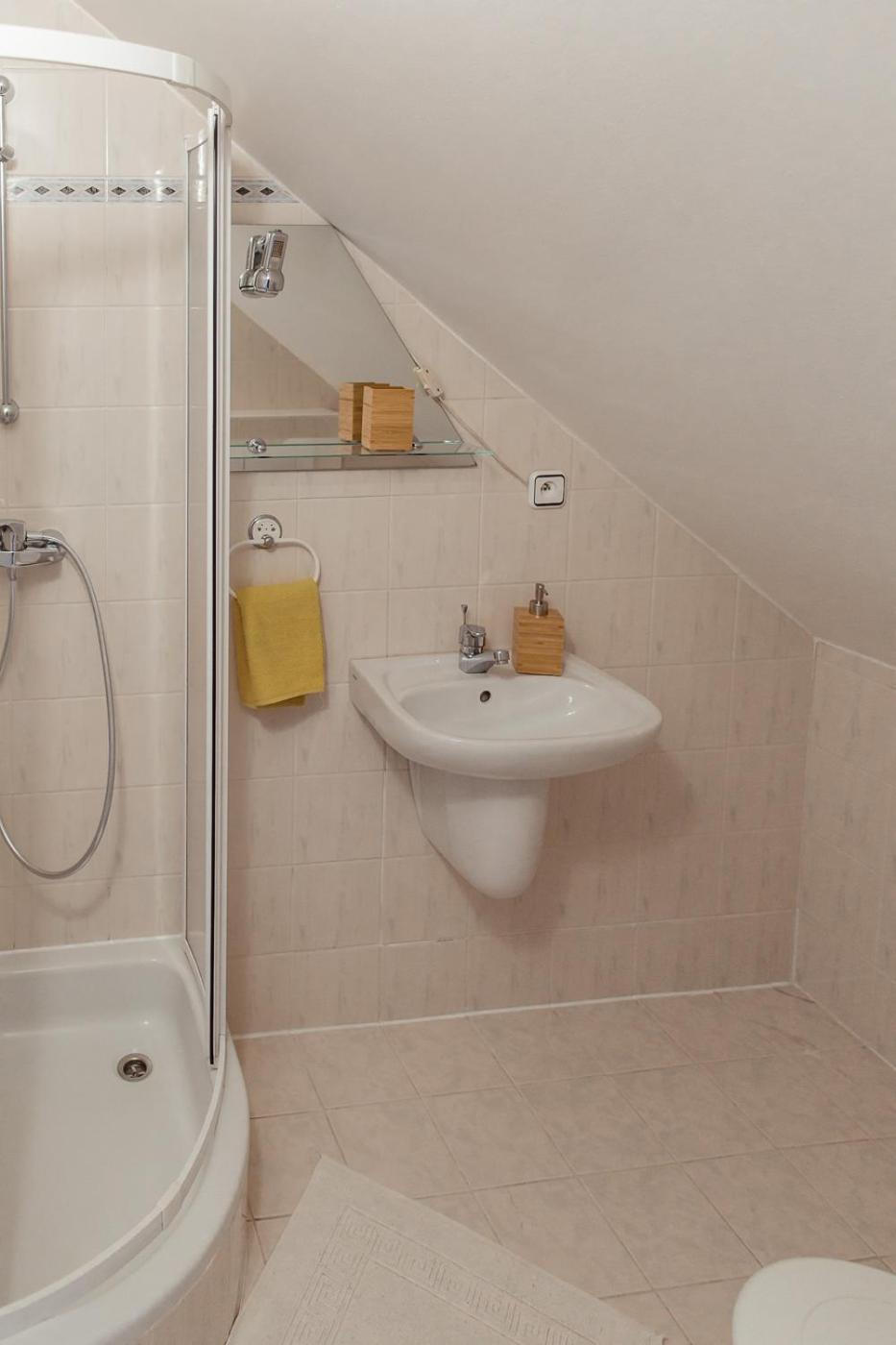 Apartment - Photo 12
