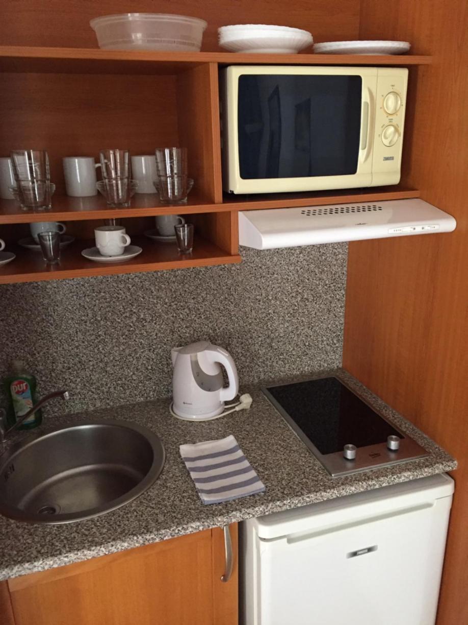 One-Bedroom Apartment (3 Adults) with balcony and extra bed A2 photo 3