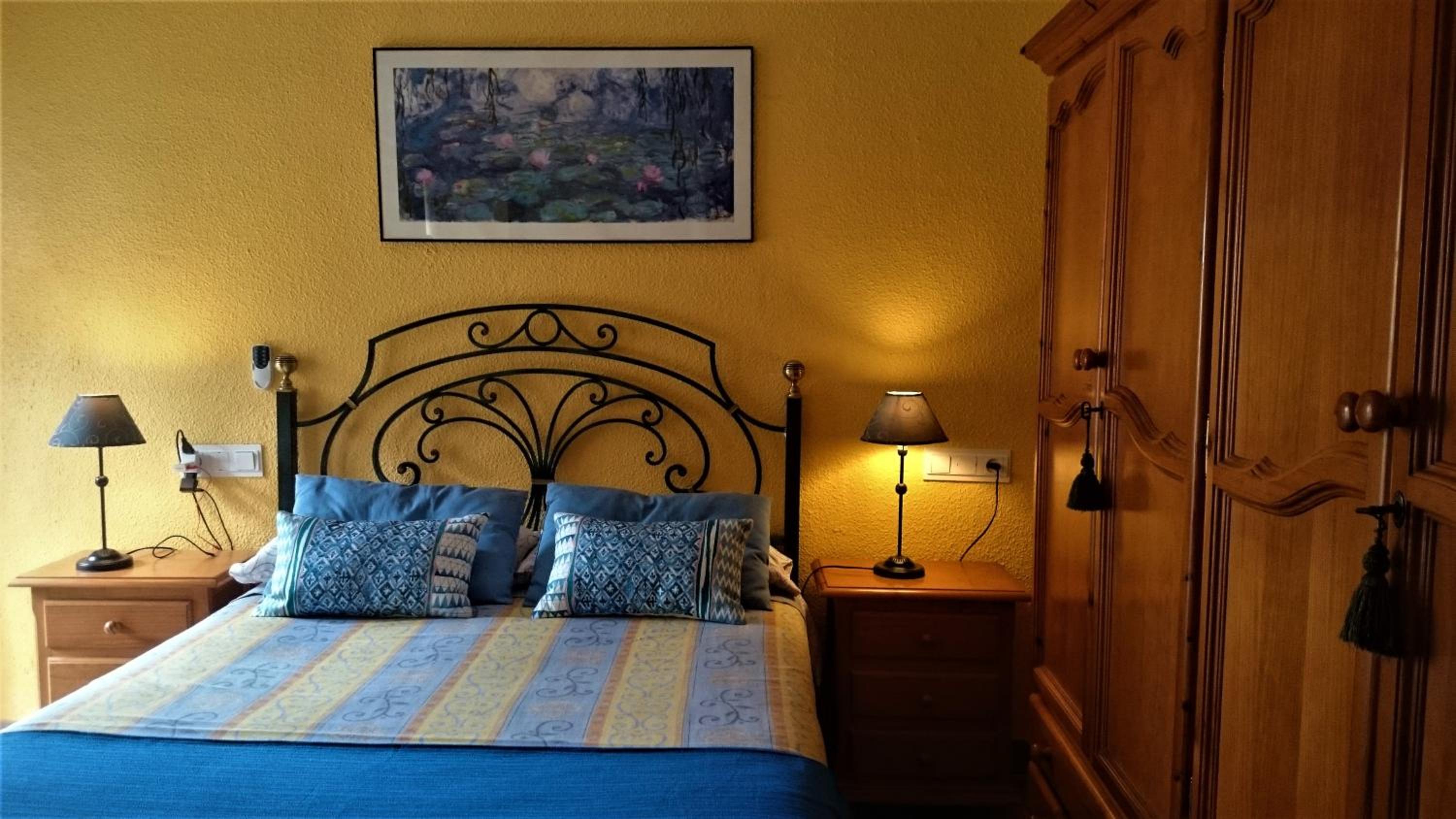 Apartment with Terrace photo 2
