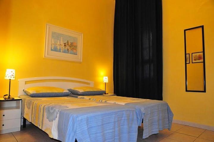Double Or Twin Room With Shared Bathroom