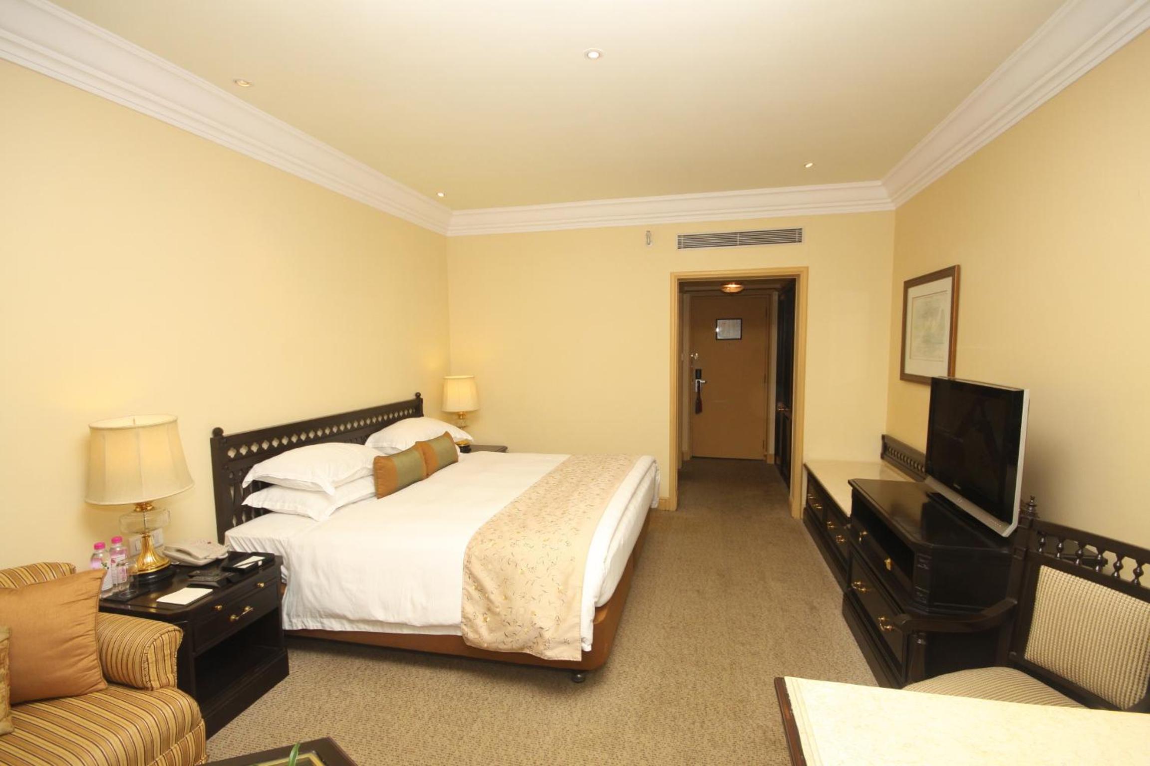 Deluxe Room Various View King Bed Deluxe Room Various View King Bed