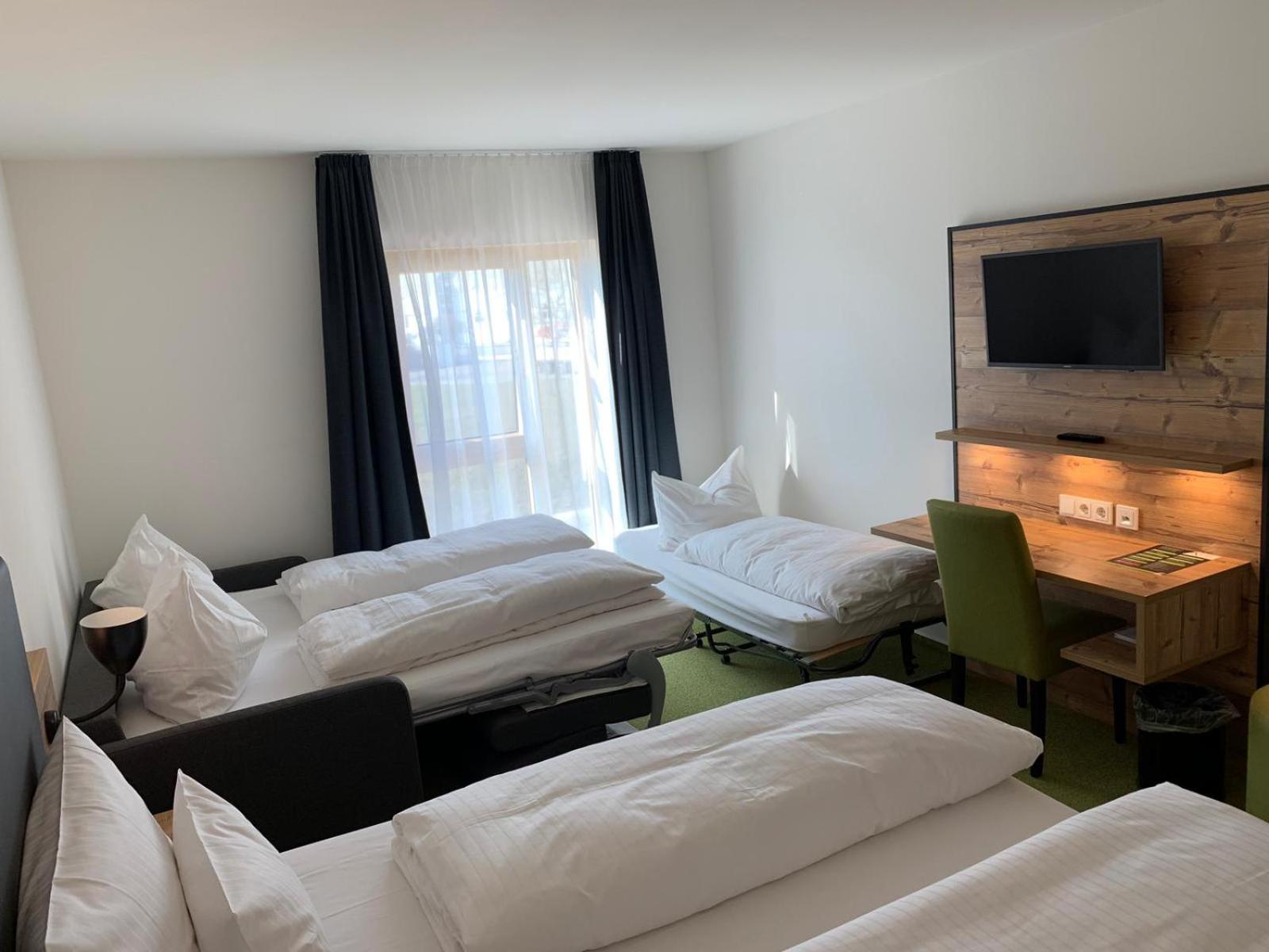 Superior Room - Photo 12