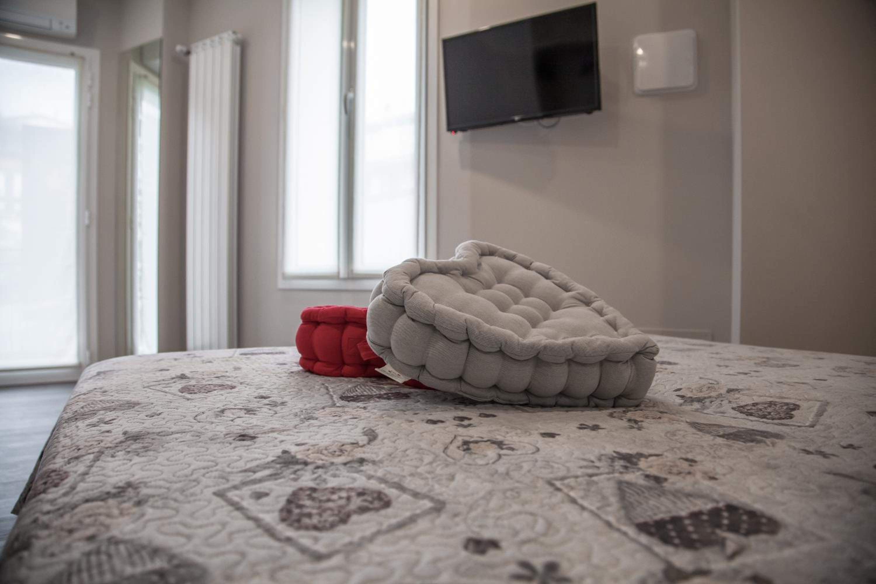 Deluxe Double or Twin Room with Garden View - Photo 1