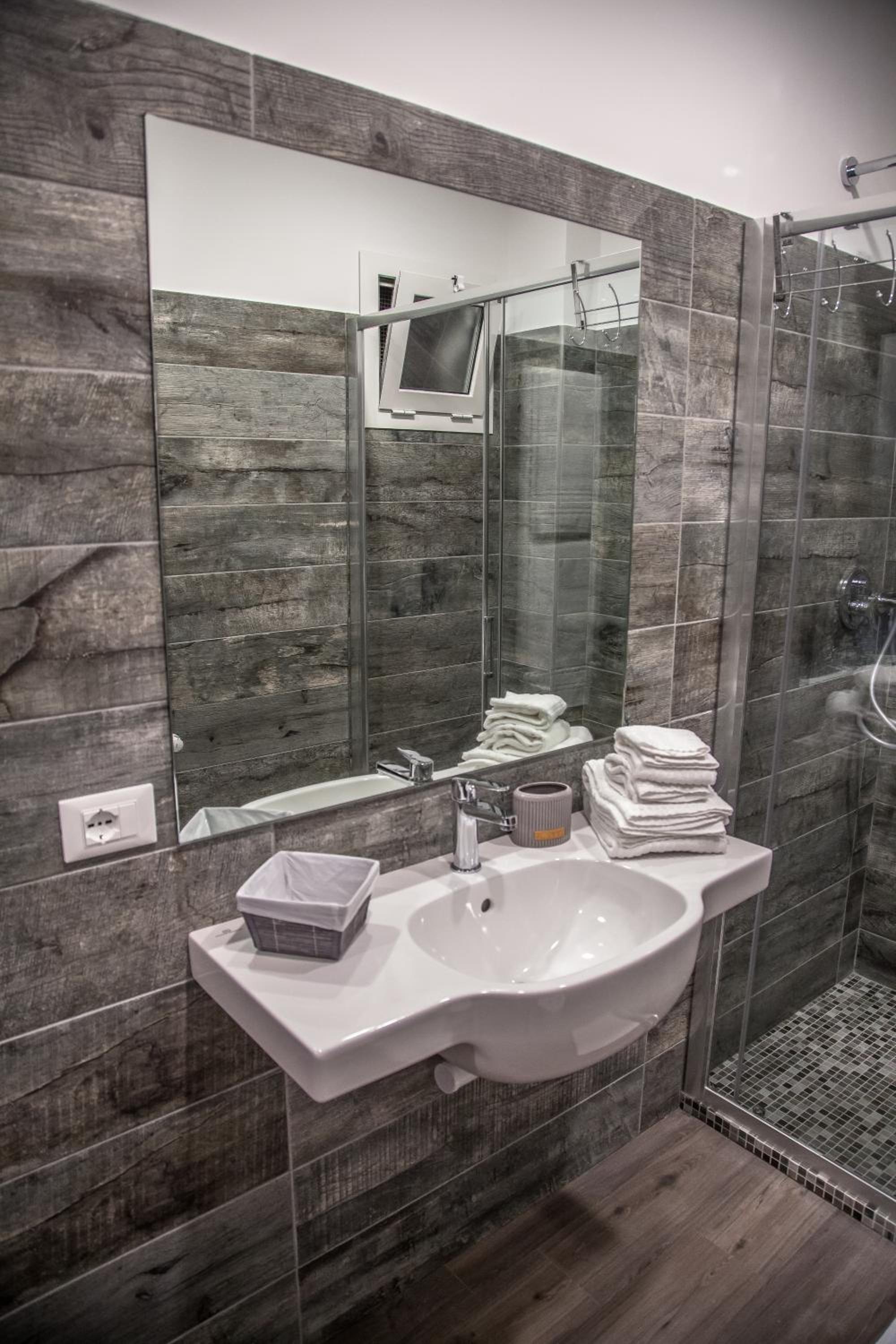 Deluxe Double or Twin Room with Garden View - Photo 34
