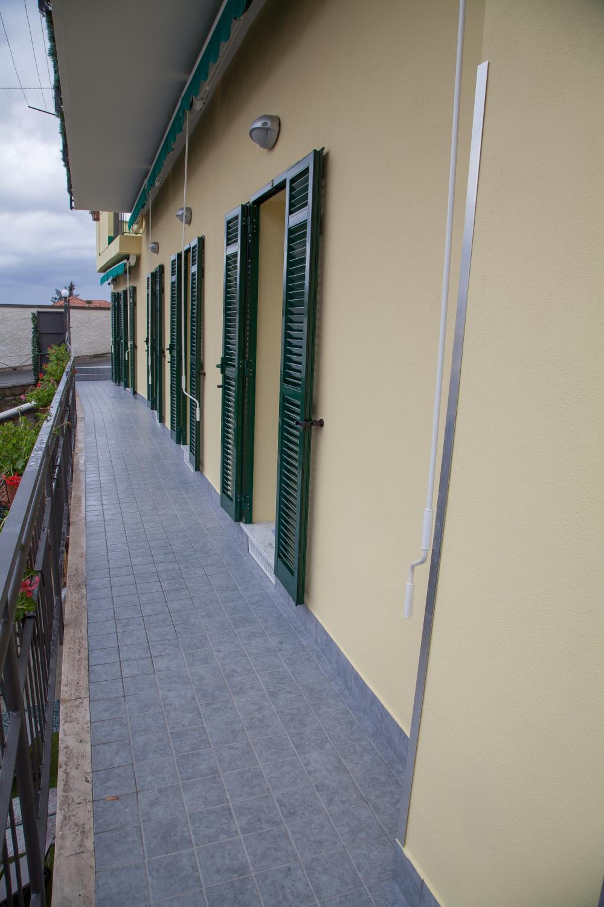 Deluxe Double or Twin Room with Garden View - Photo 19