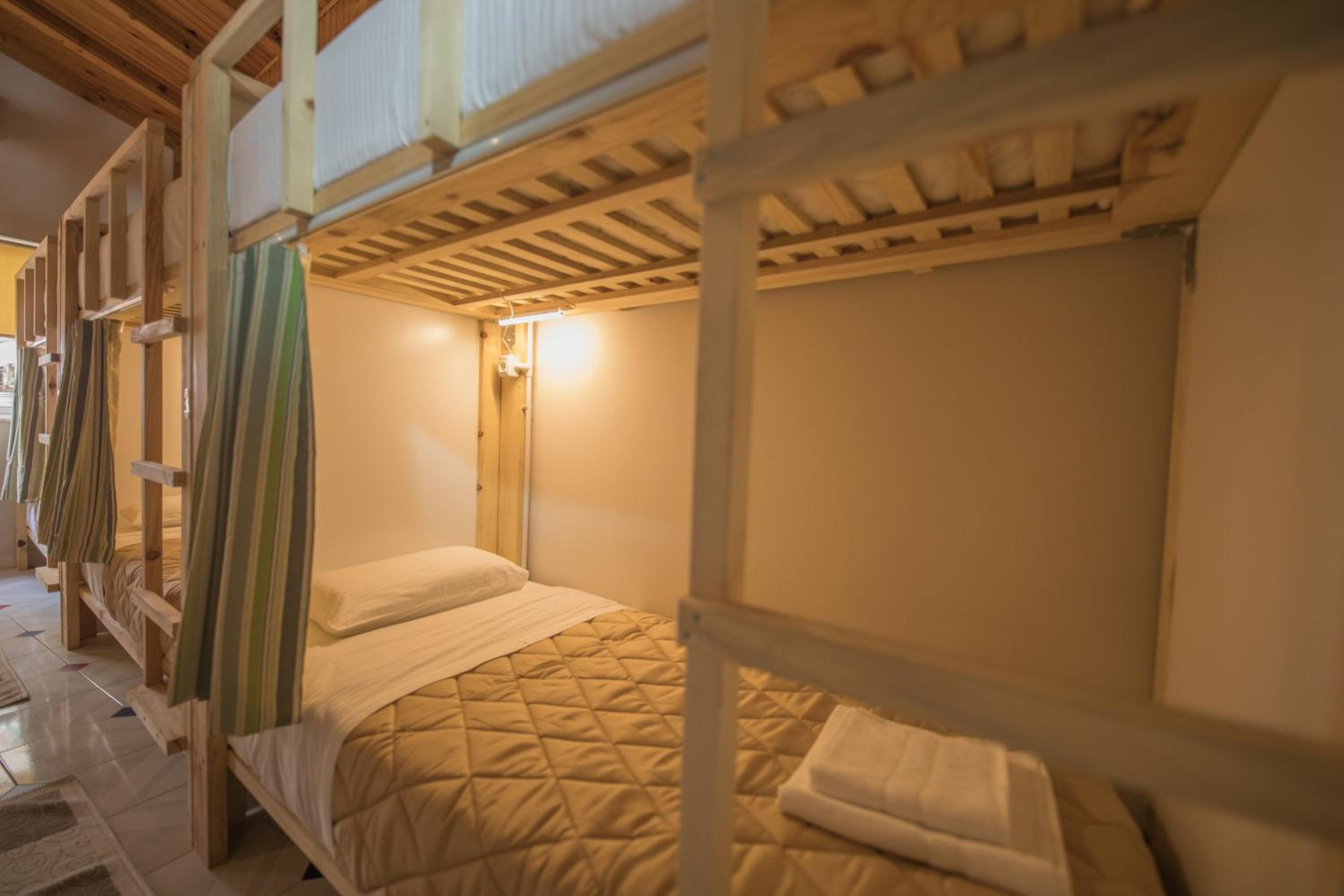 Bed in 10-Bed Mixed Dormitory Room photo 1