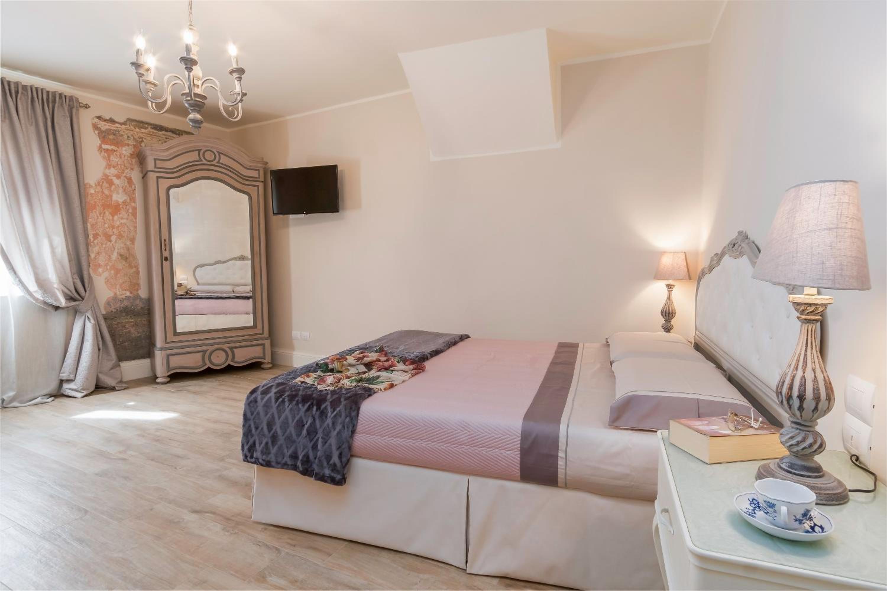 Deluxe Family Room - Photo 4