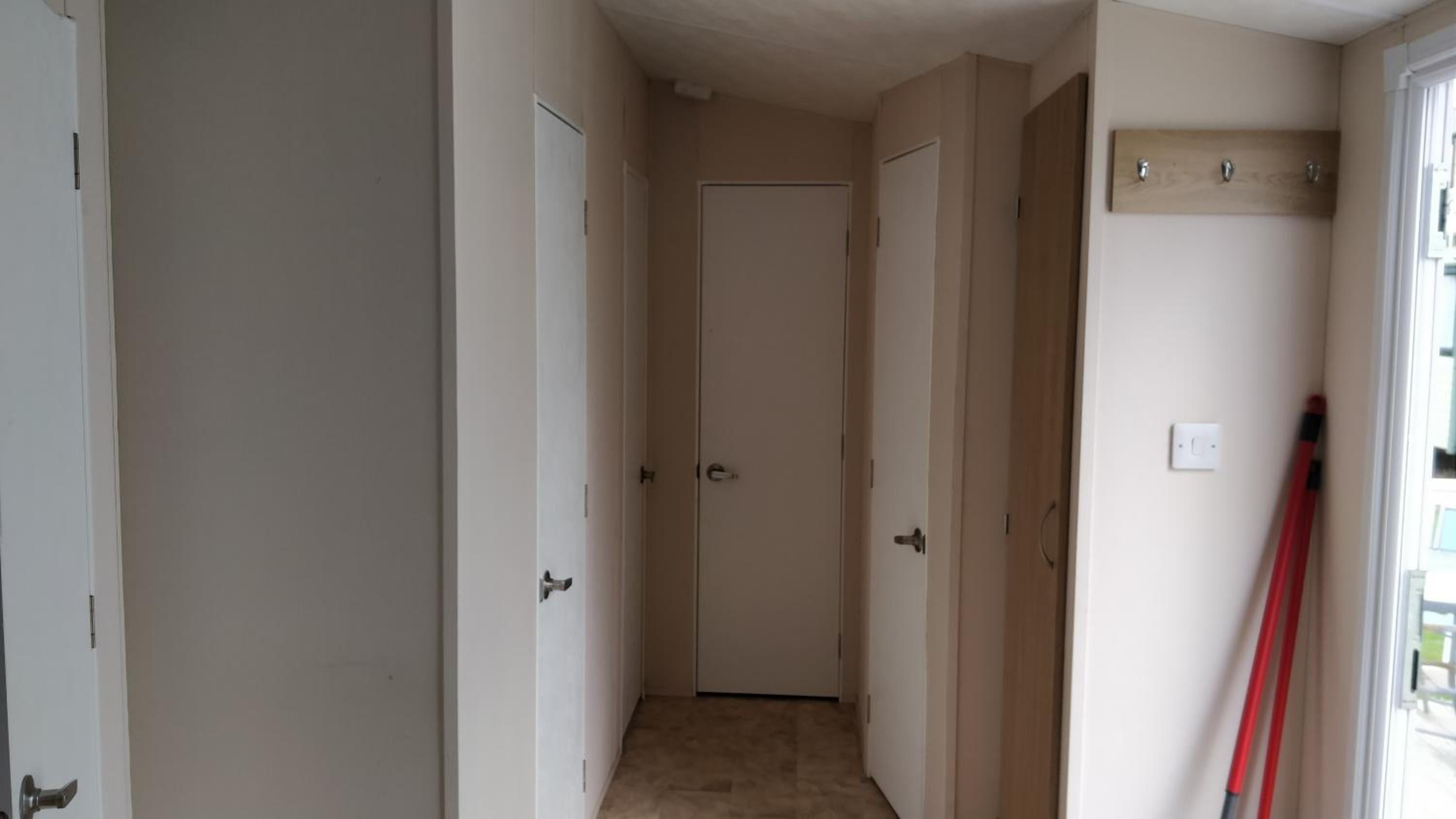 Three-Bedroom Apartment photo 3