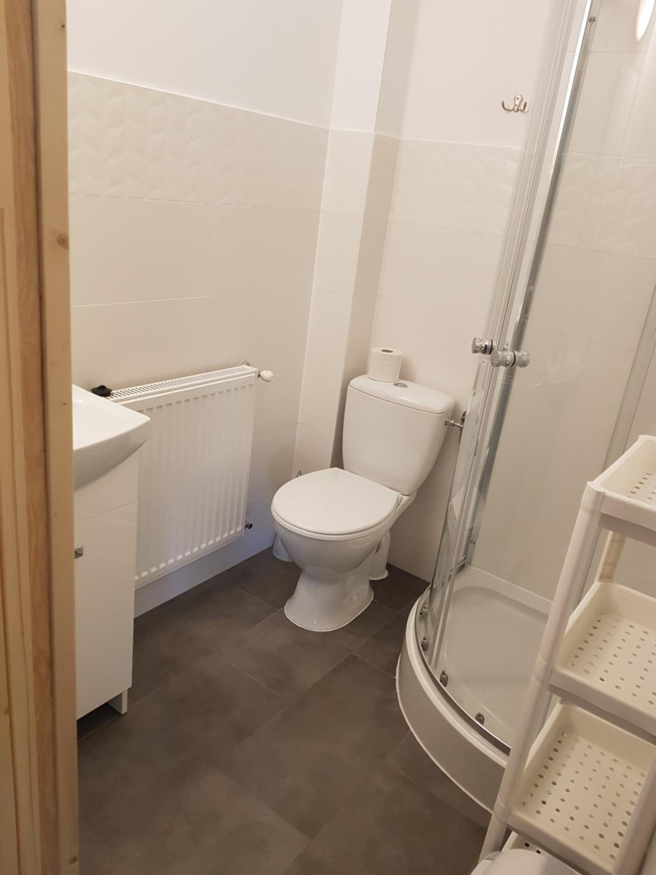 Double Room - Photo 10