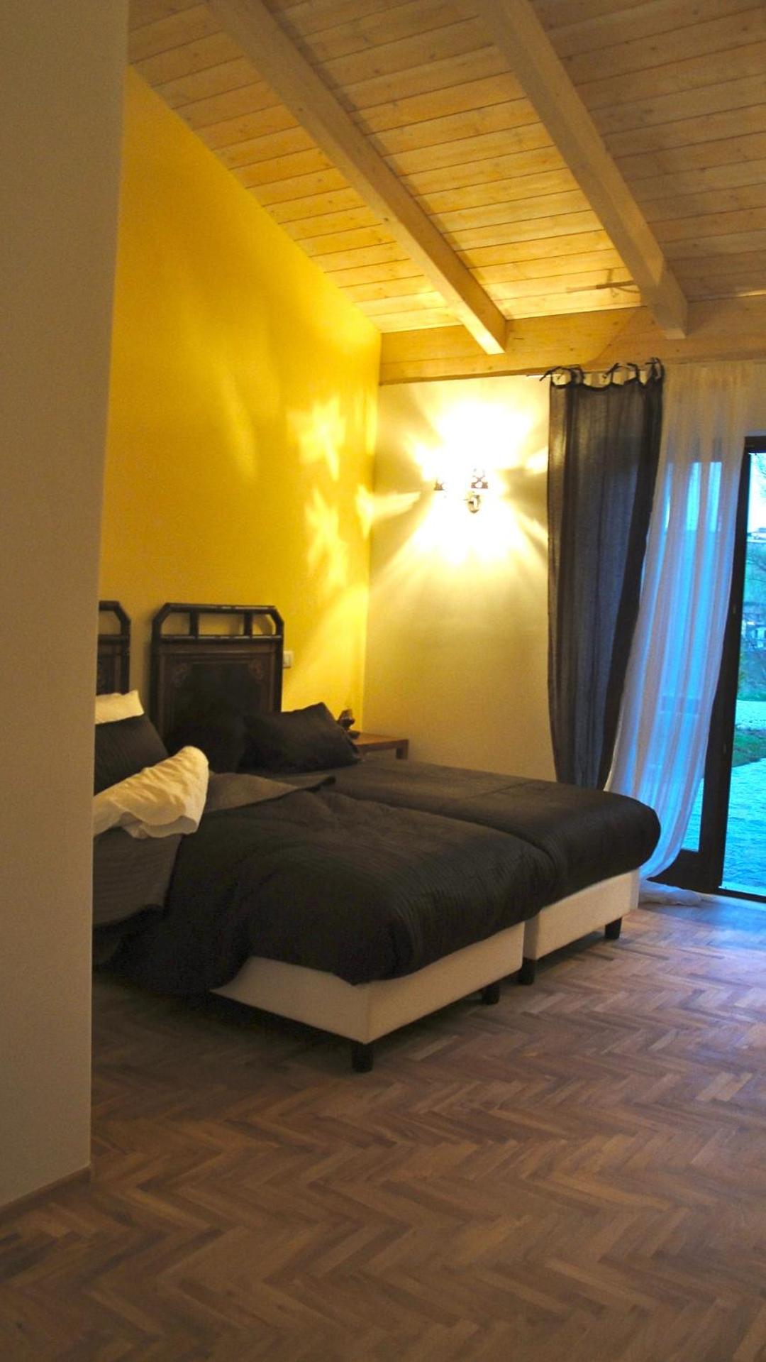 Superior Double or Twin Room - Photo 6