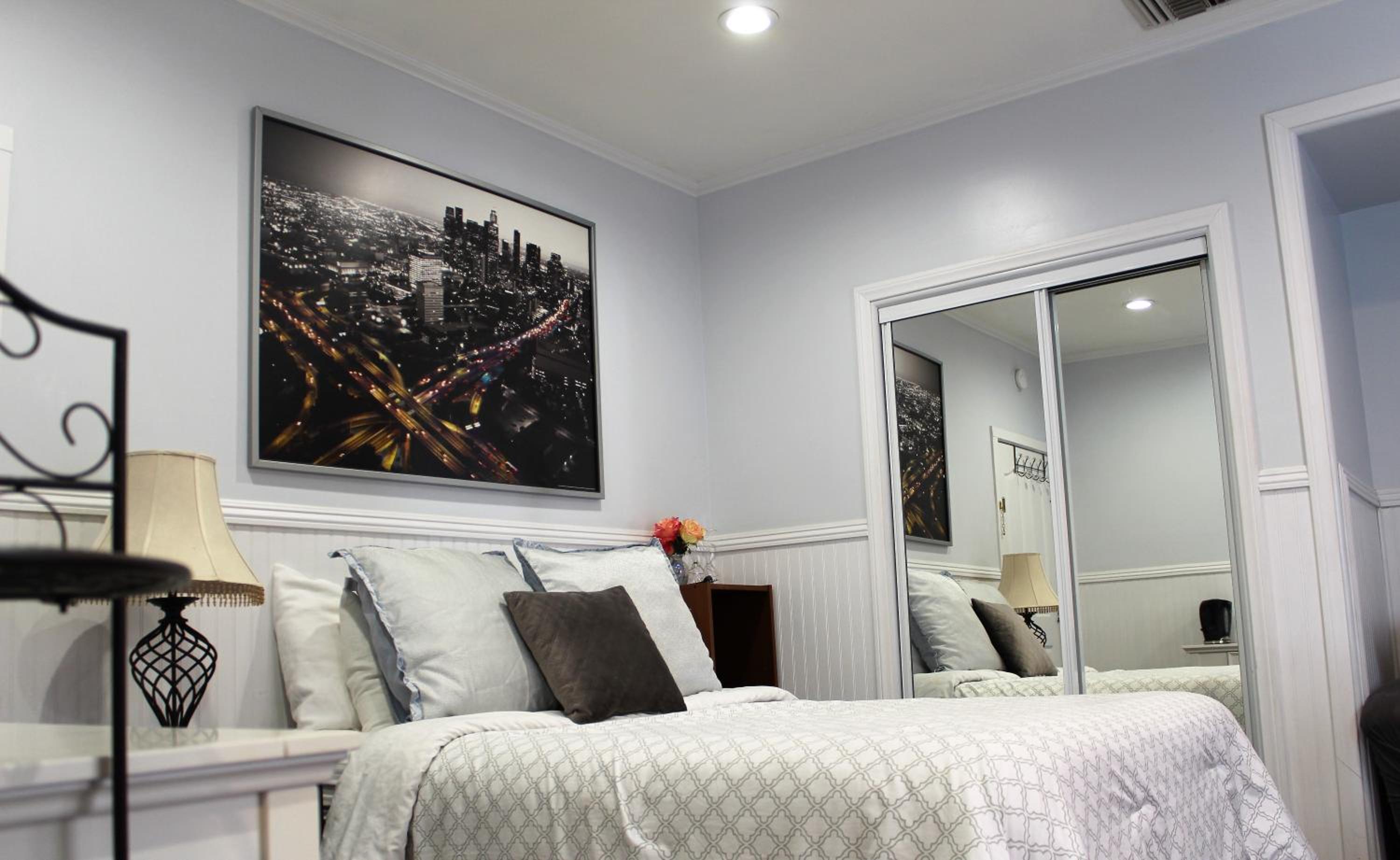 Suite I photo 2