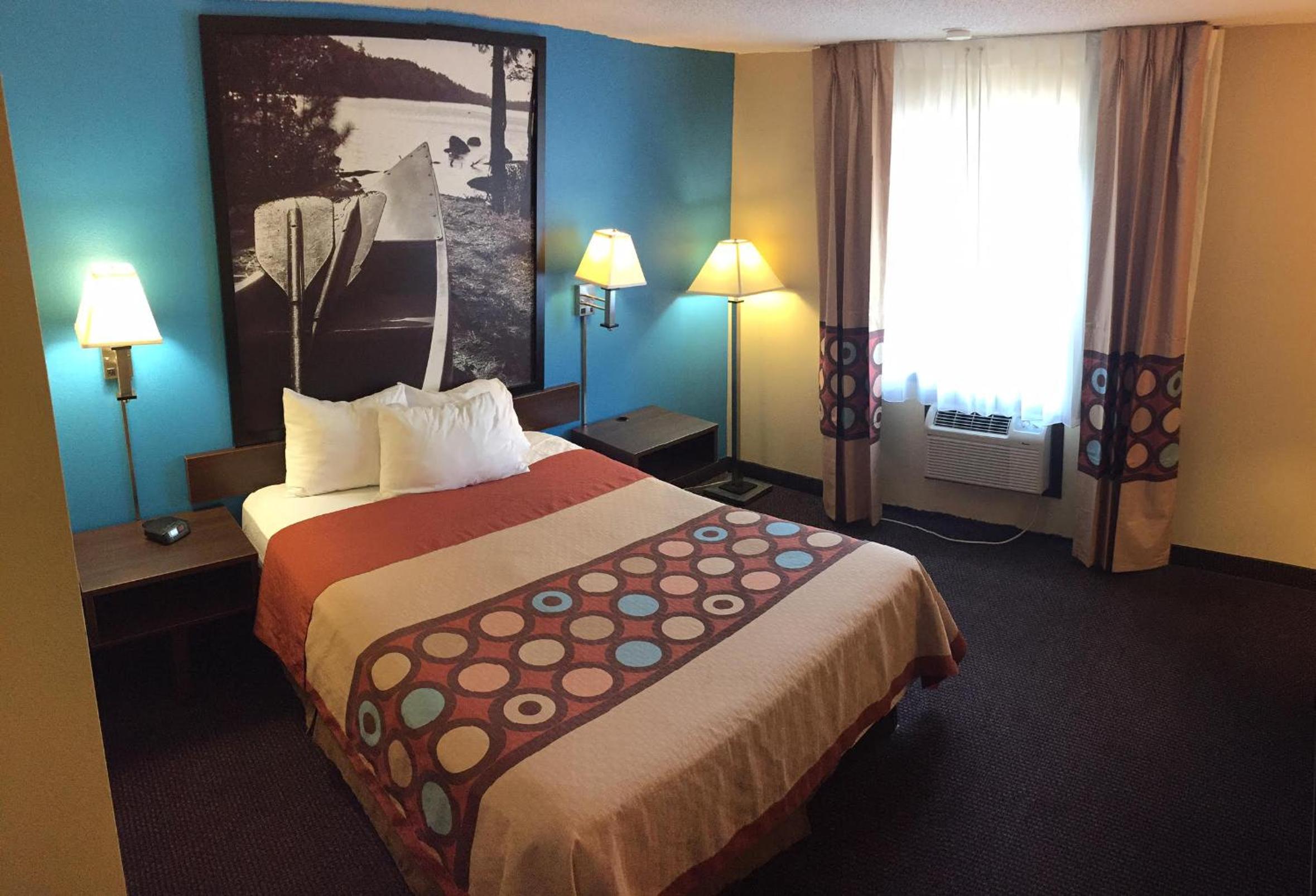 Queen Room - Second Floor/Non-Smoking - Photo 2