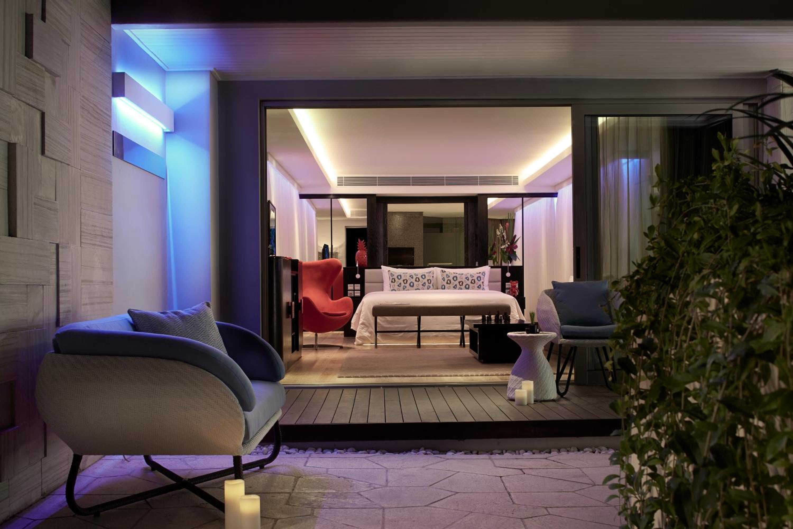 Premium Suite with Pool Access