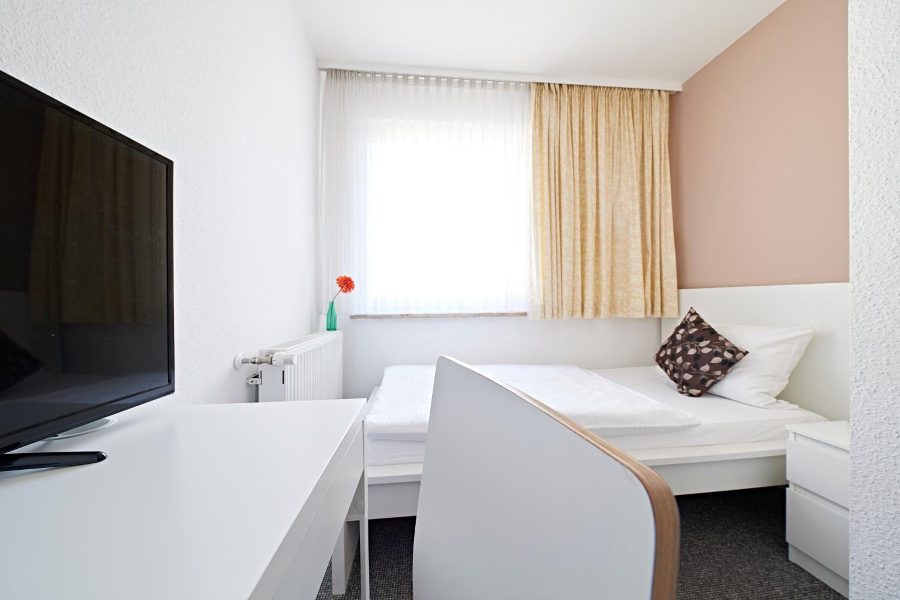Small Single Room