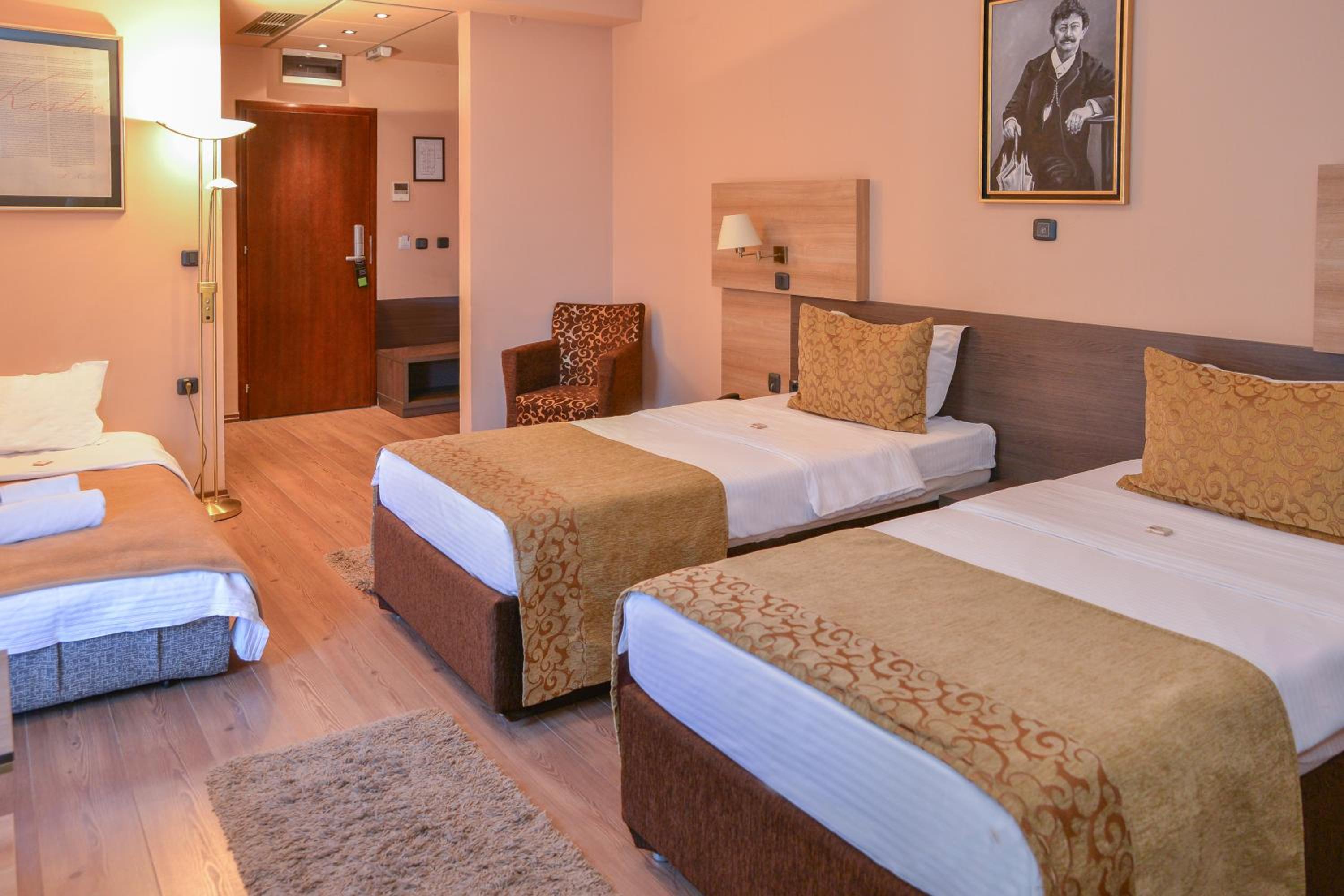 Superior Twin Room photo 2