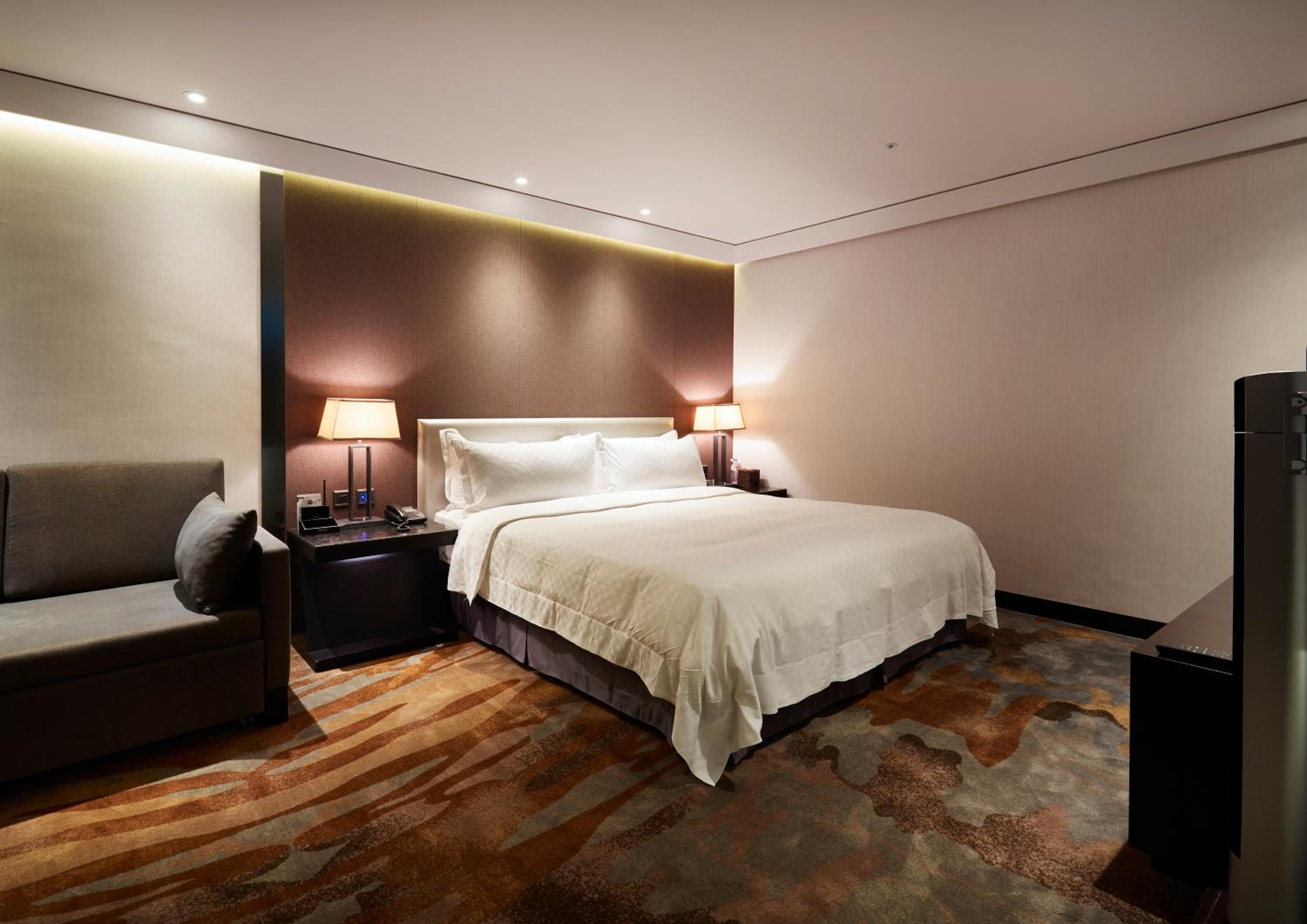 Executive King Room