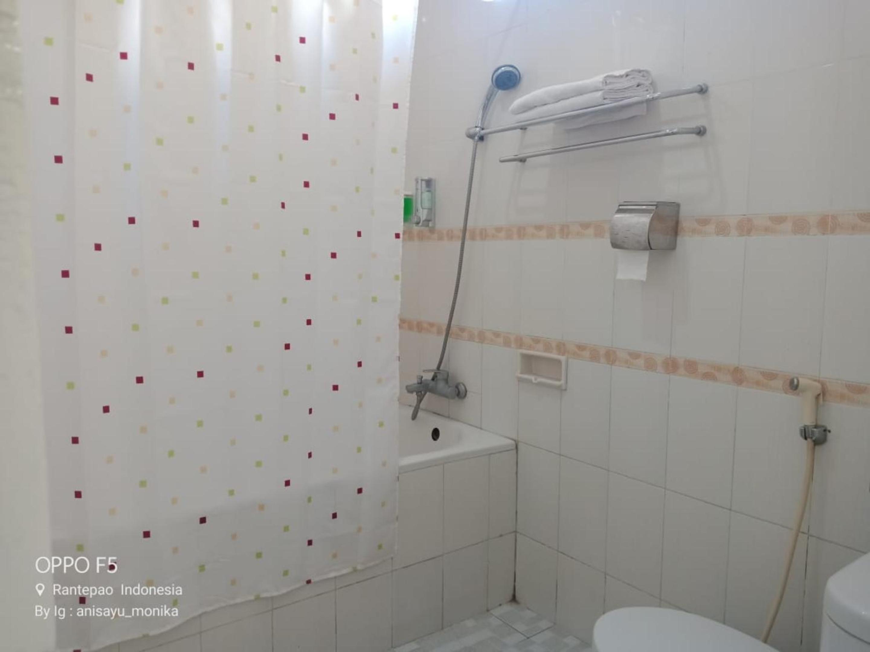Deluxe Room - Photo 7