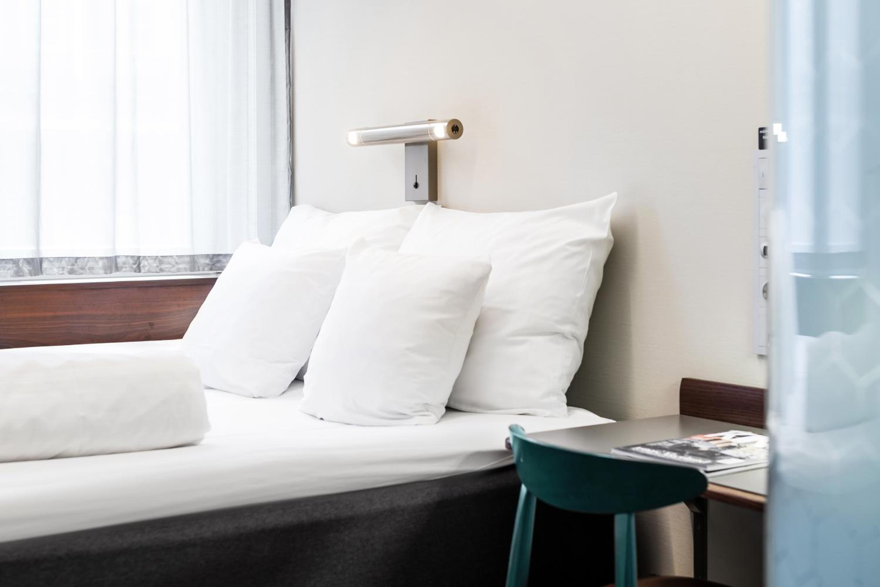 Double Room thumbnail 5
