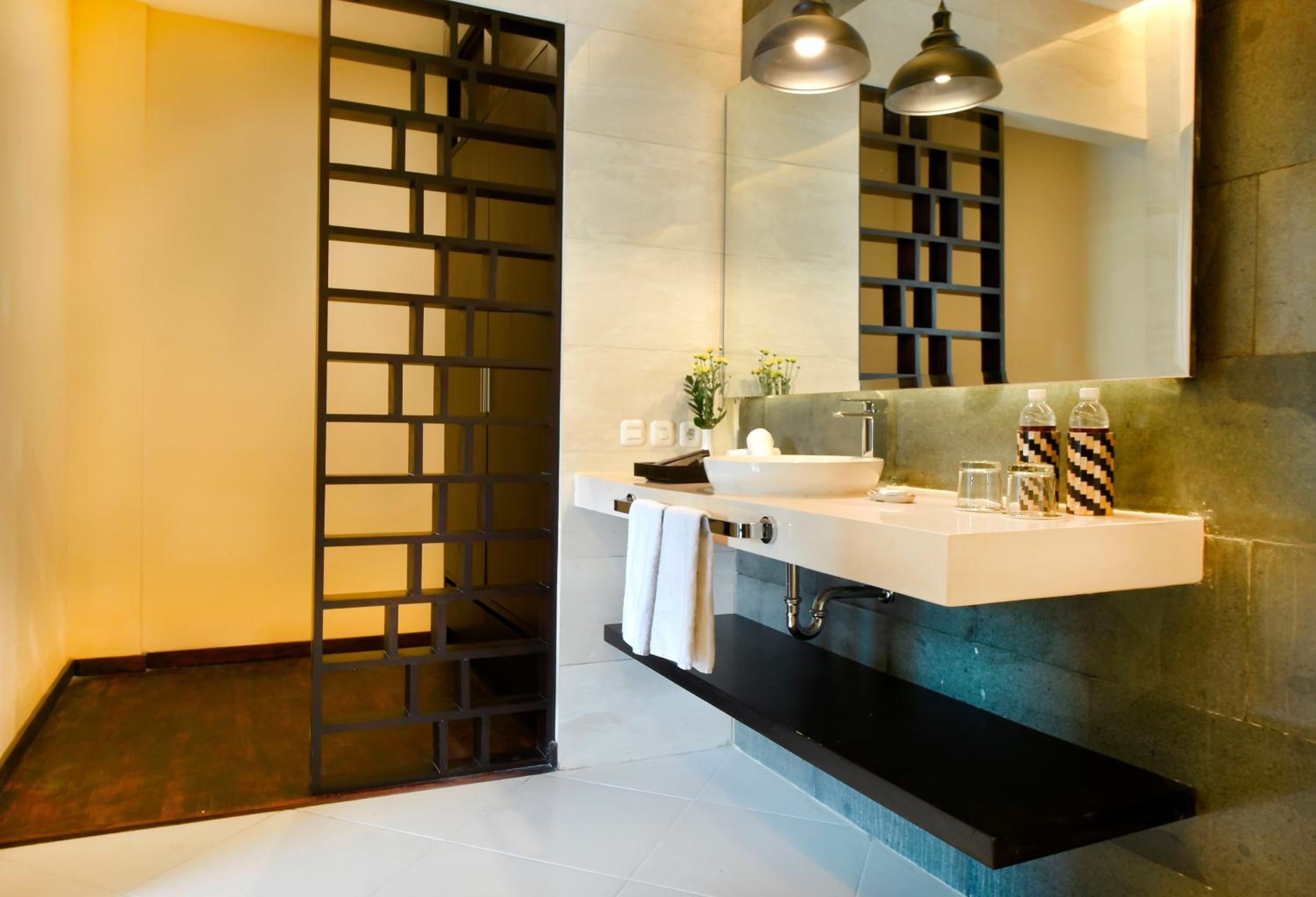 Staycation Offer At One-Bedroom Villa - Photo 20