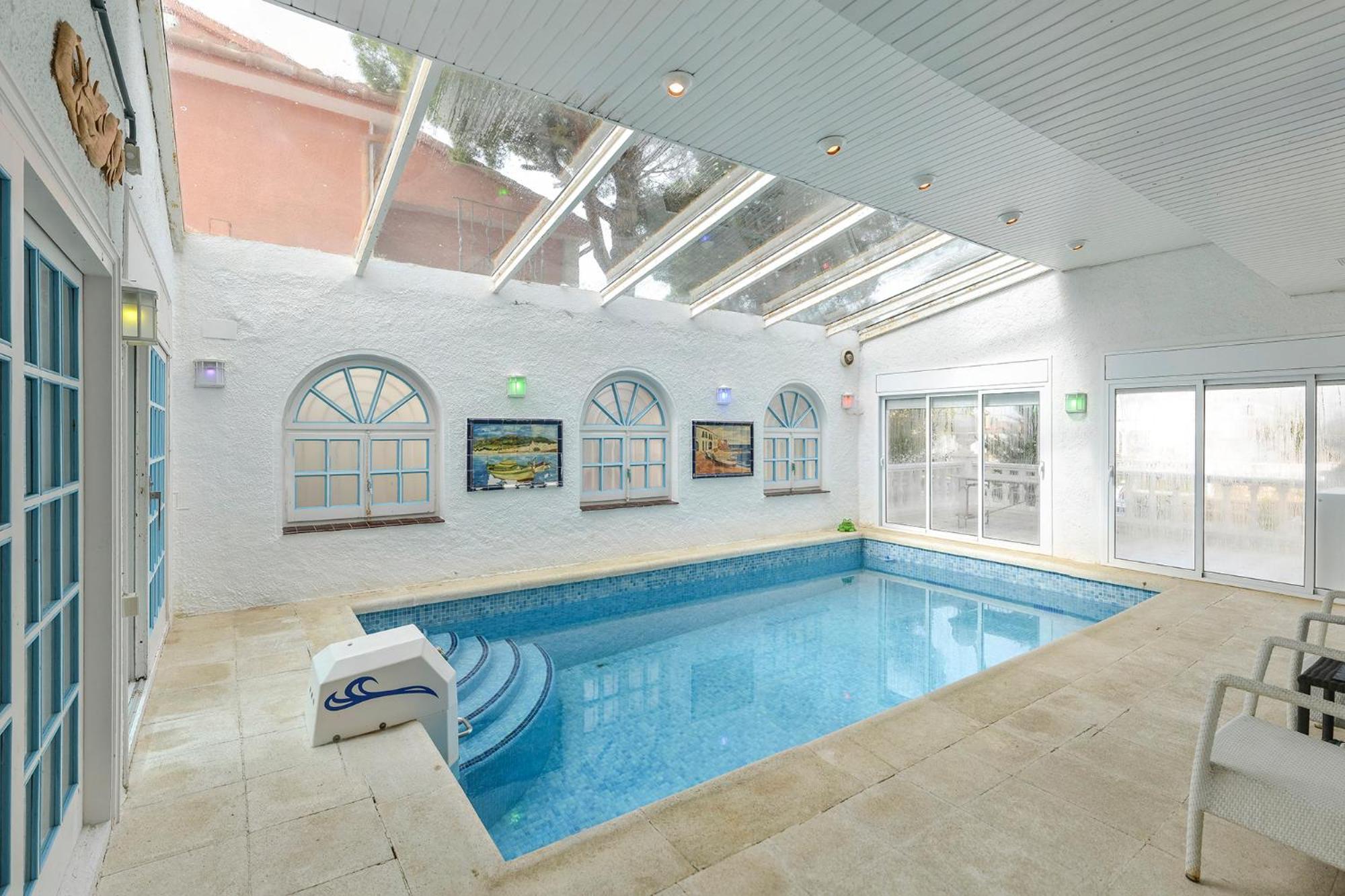 Four-Bedroom Vacation Home photo 2