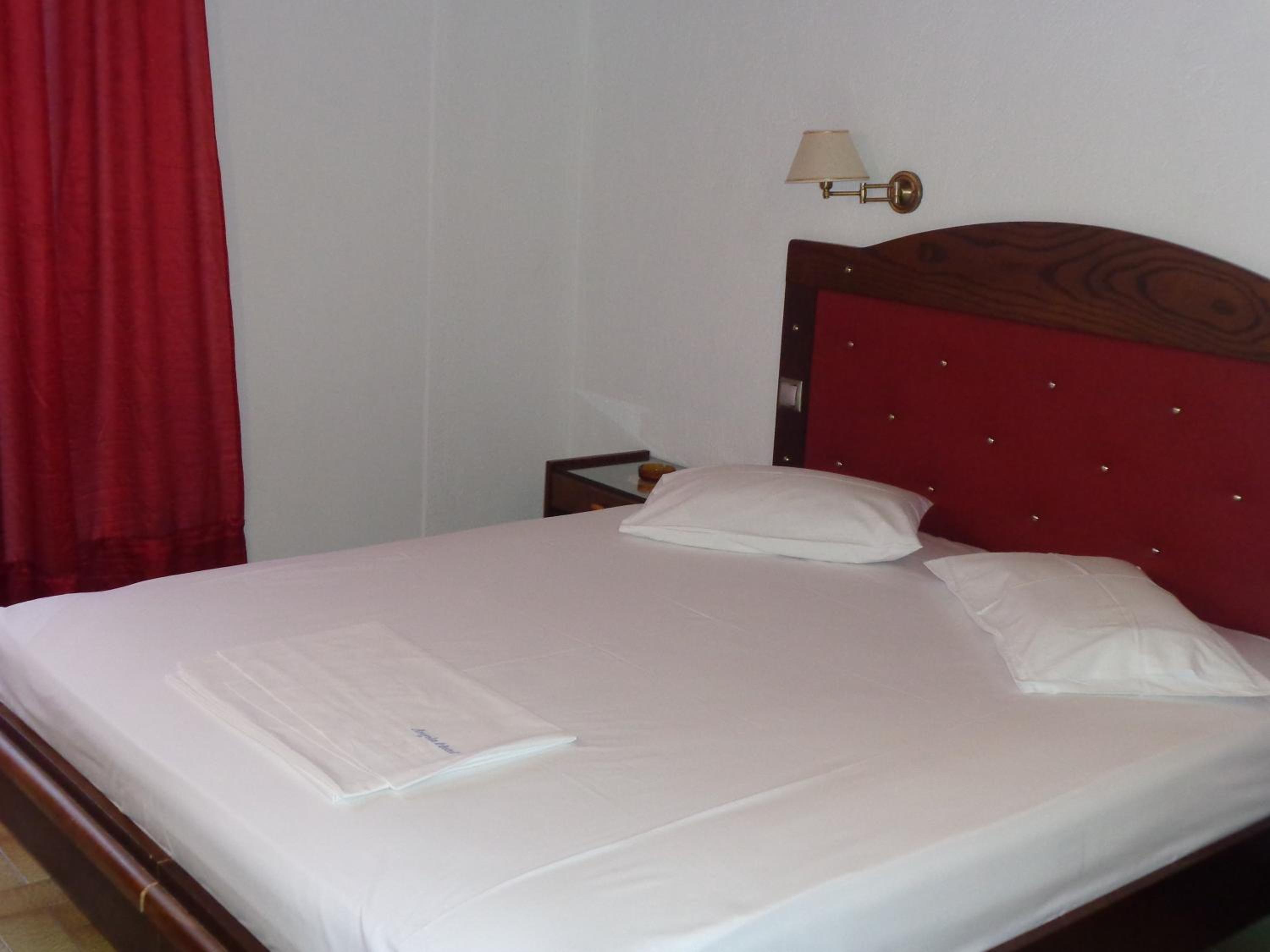 Double or Twin Room photo 2