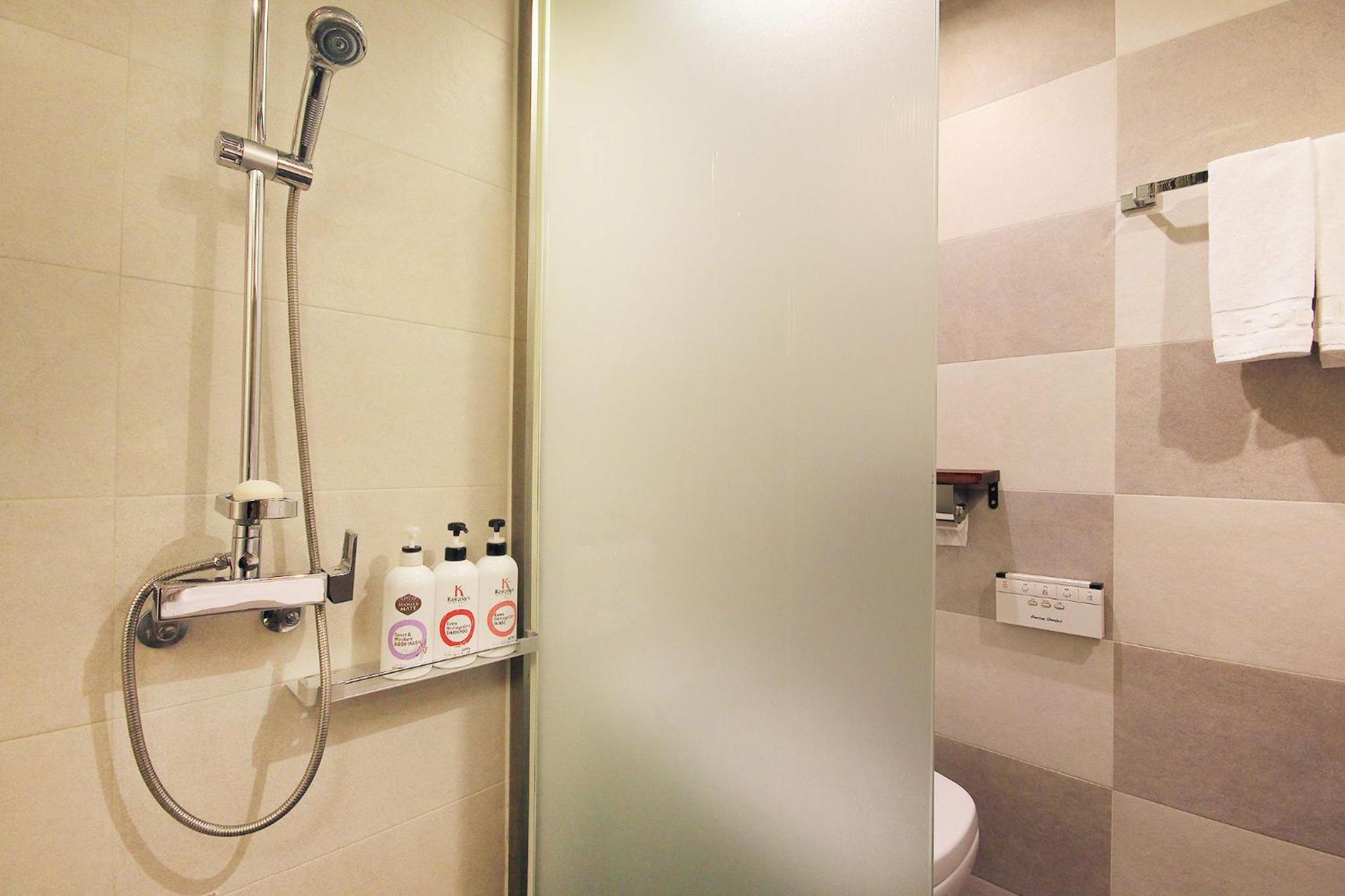 Double Room With Spa Bath photo 2