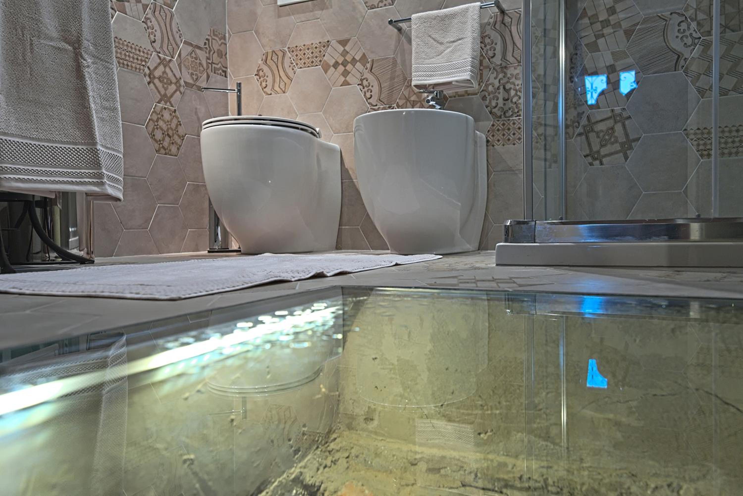 Superior Double Room with Private External Bathroom photo 2