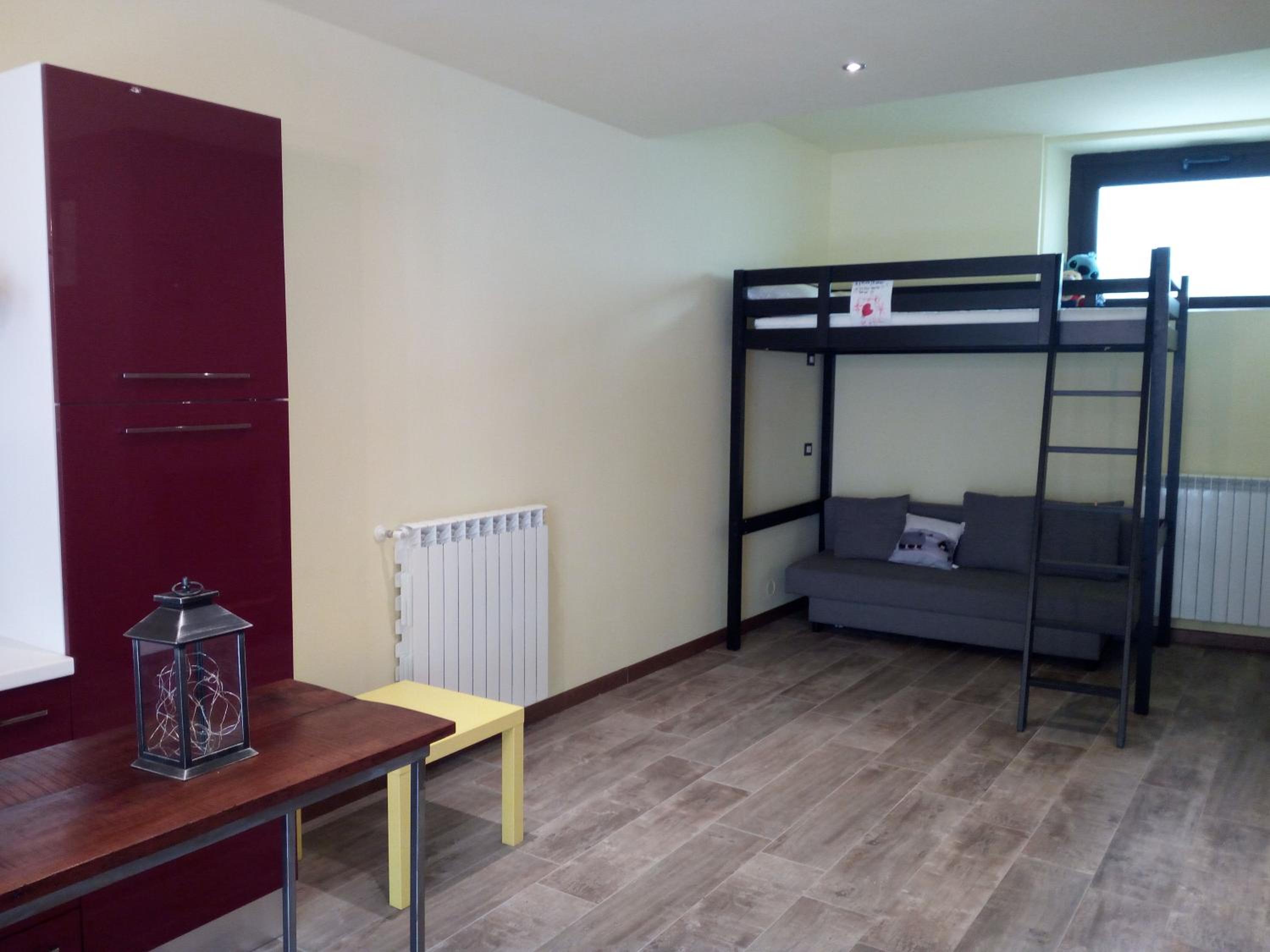 Loft - Photo 1