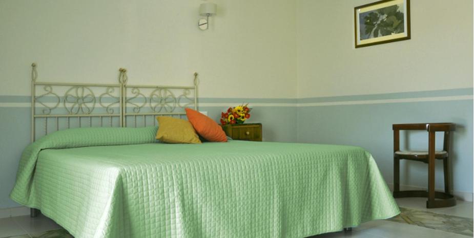 Quadruple Room - Disability Access photo 2
