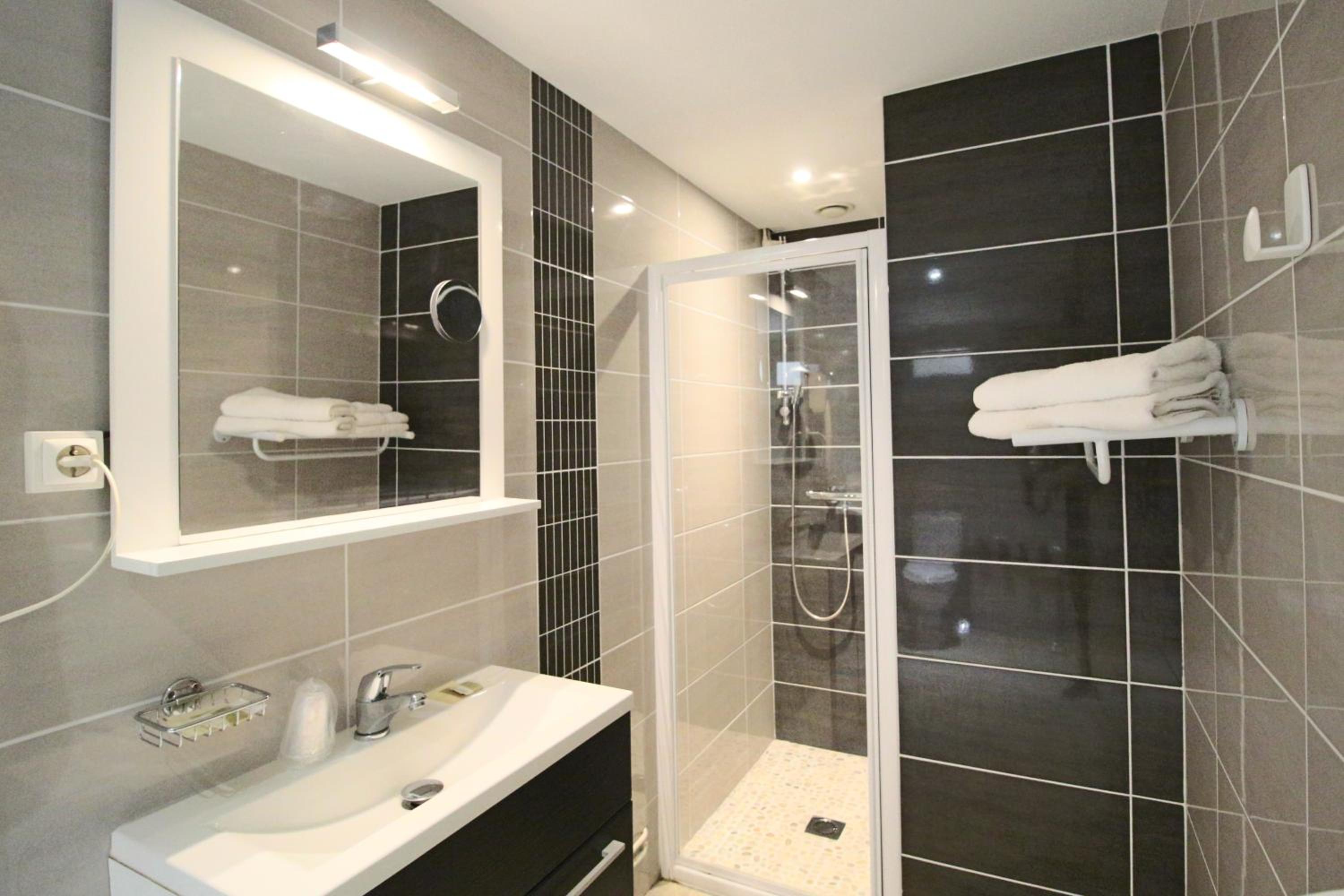 Confort Double Room - Photo 5