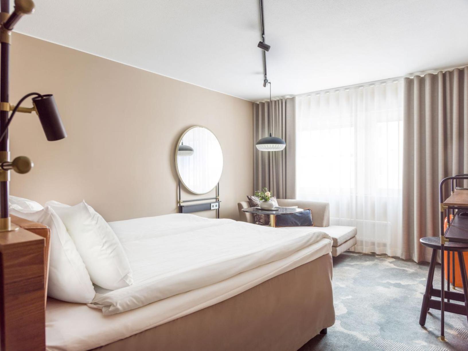 Superior King Room - Photo 6