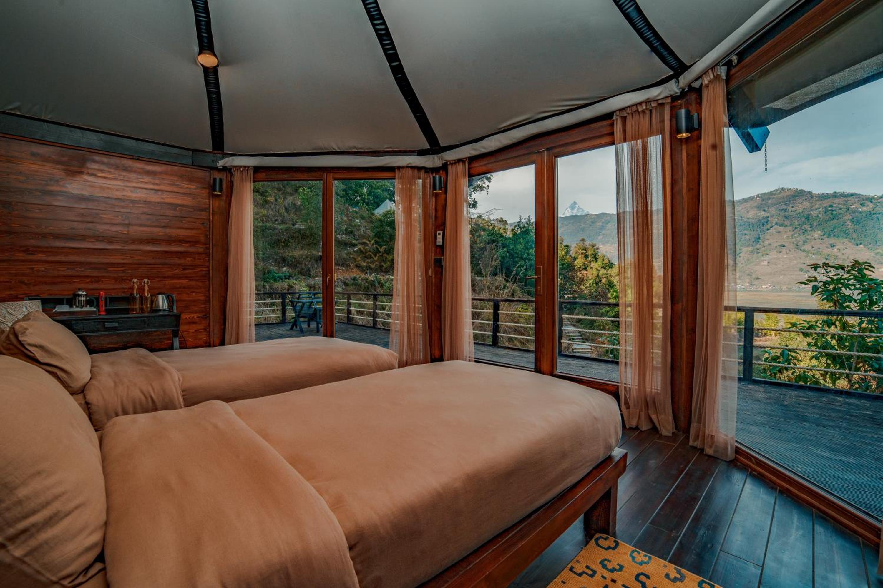 Classic Lake villa - Photo 16
