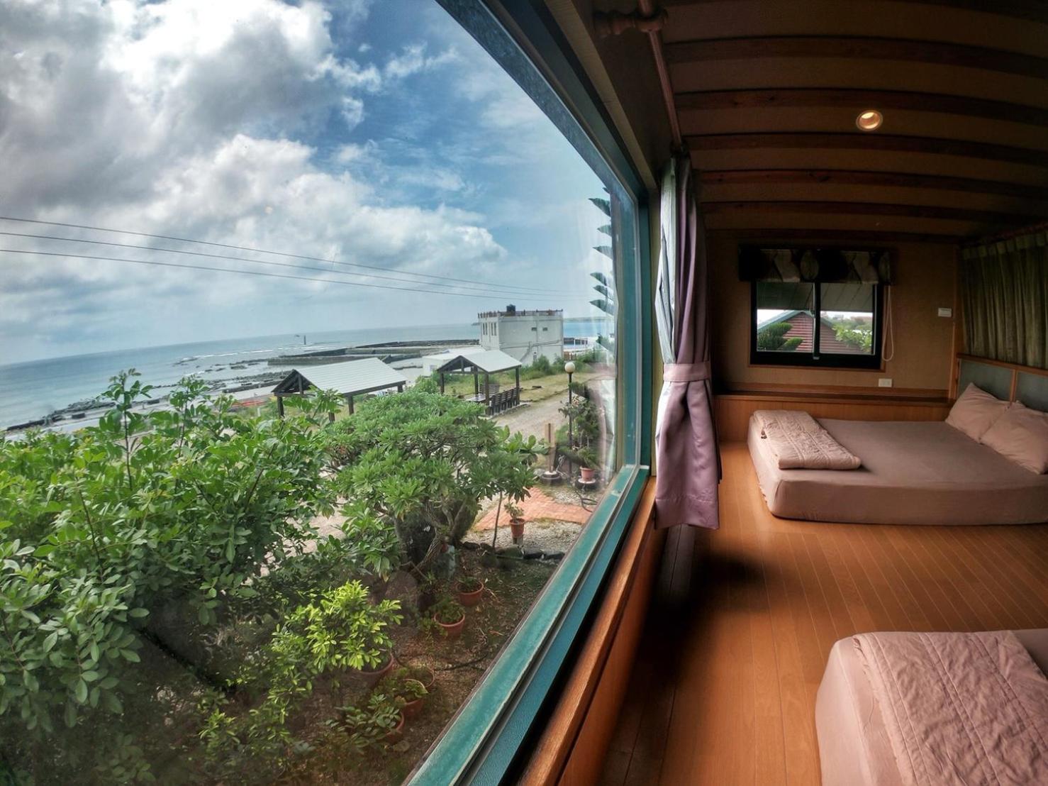 Superior Suite with Sea View photo 2