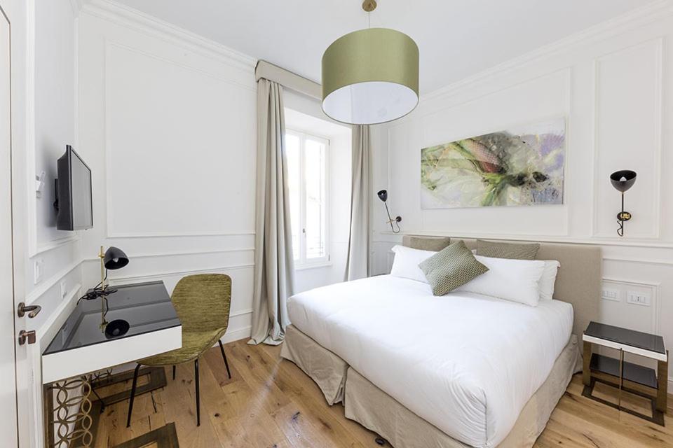 Small Double Room photo 1
