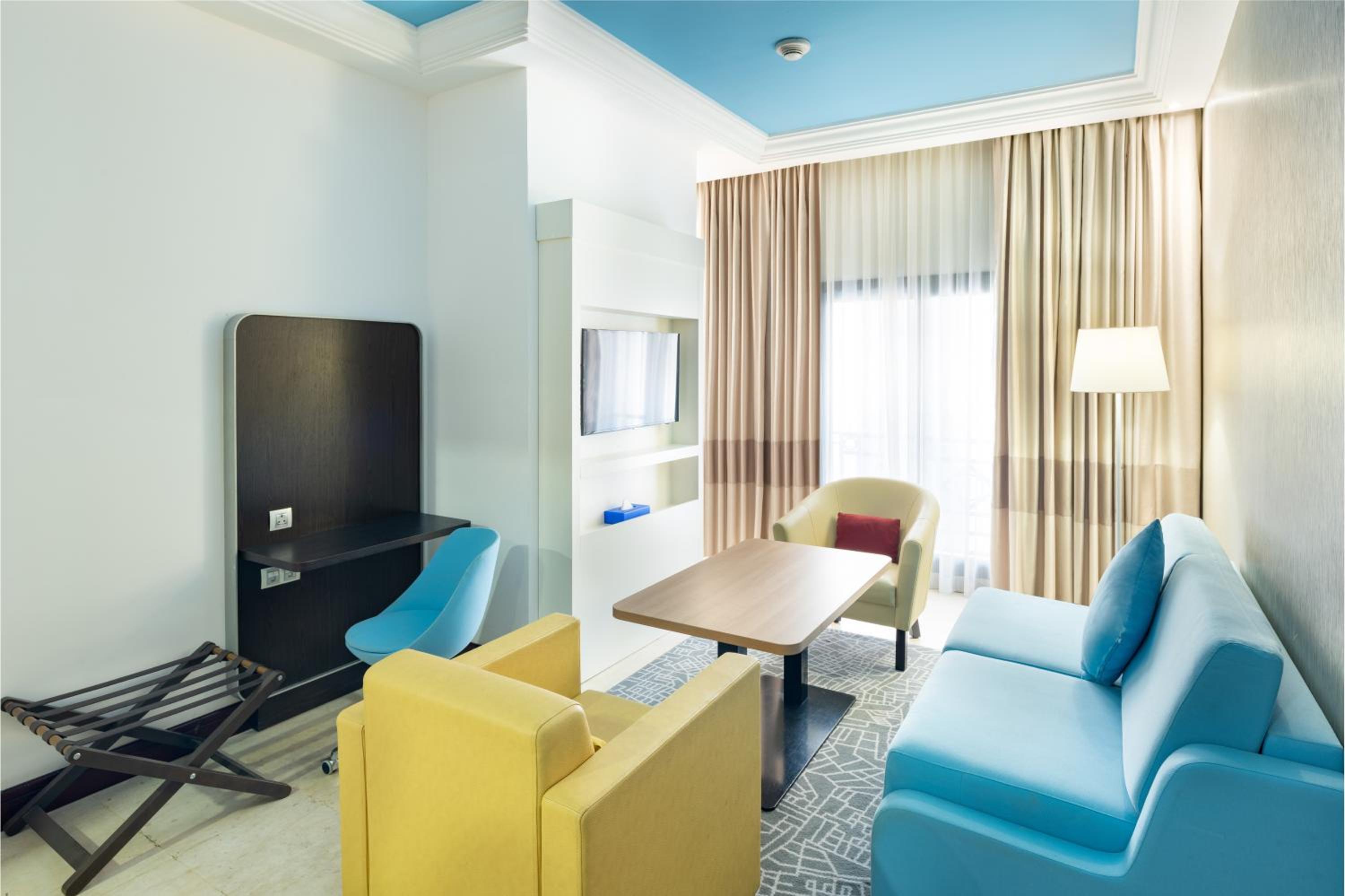 One-Bedroom Suite photo 2