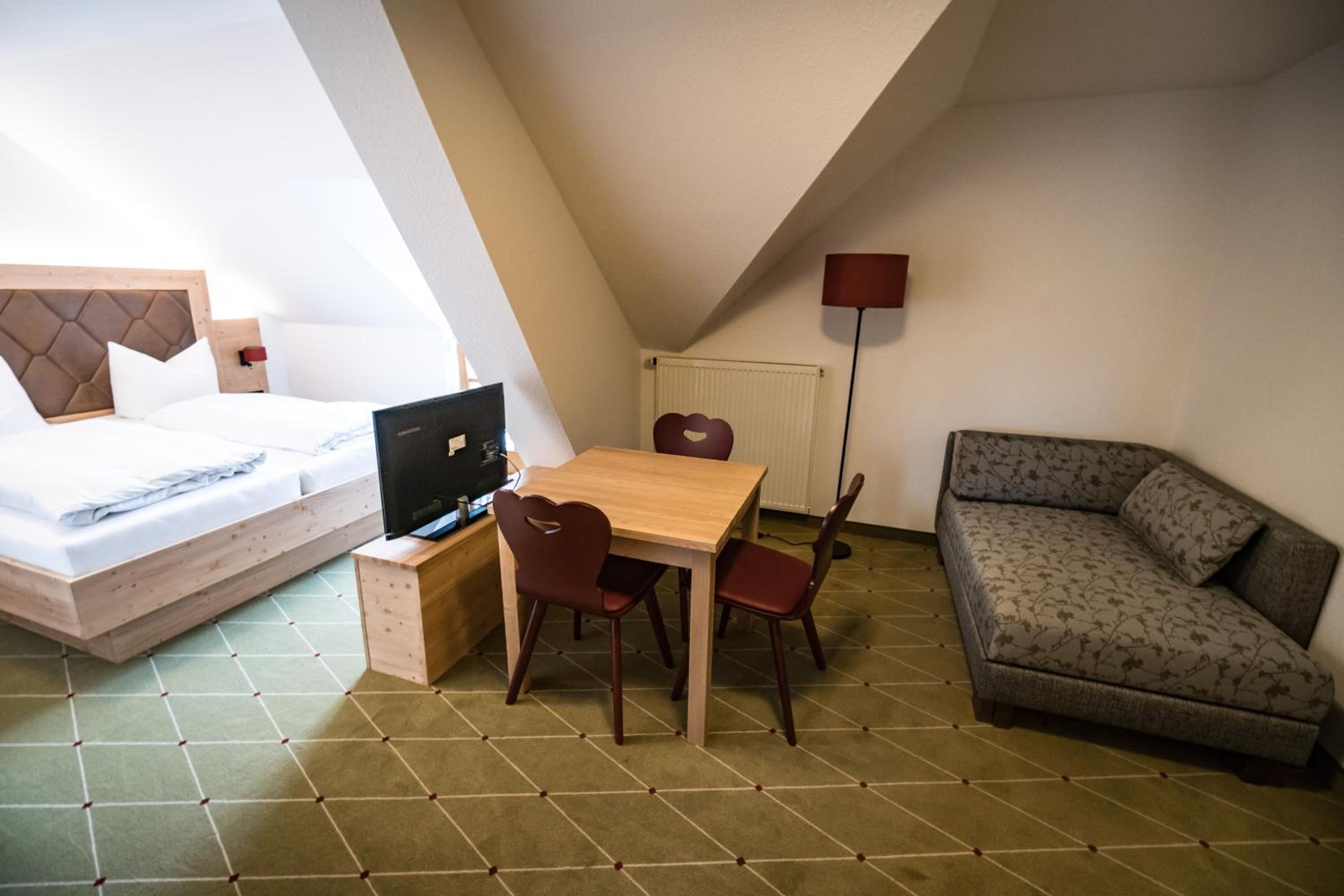 Double Room - Photo 4