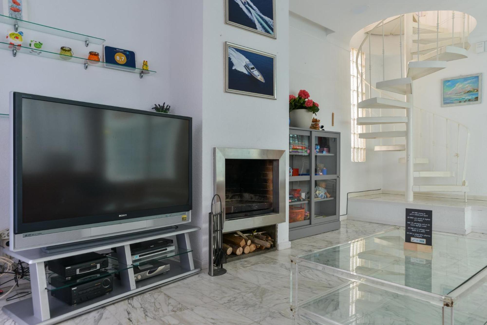 Four-Bedroom Vacation Home photo 3