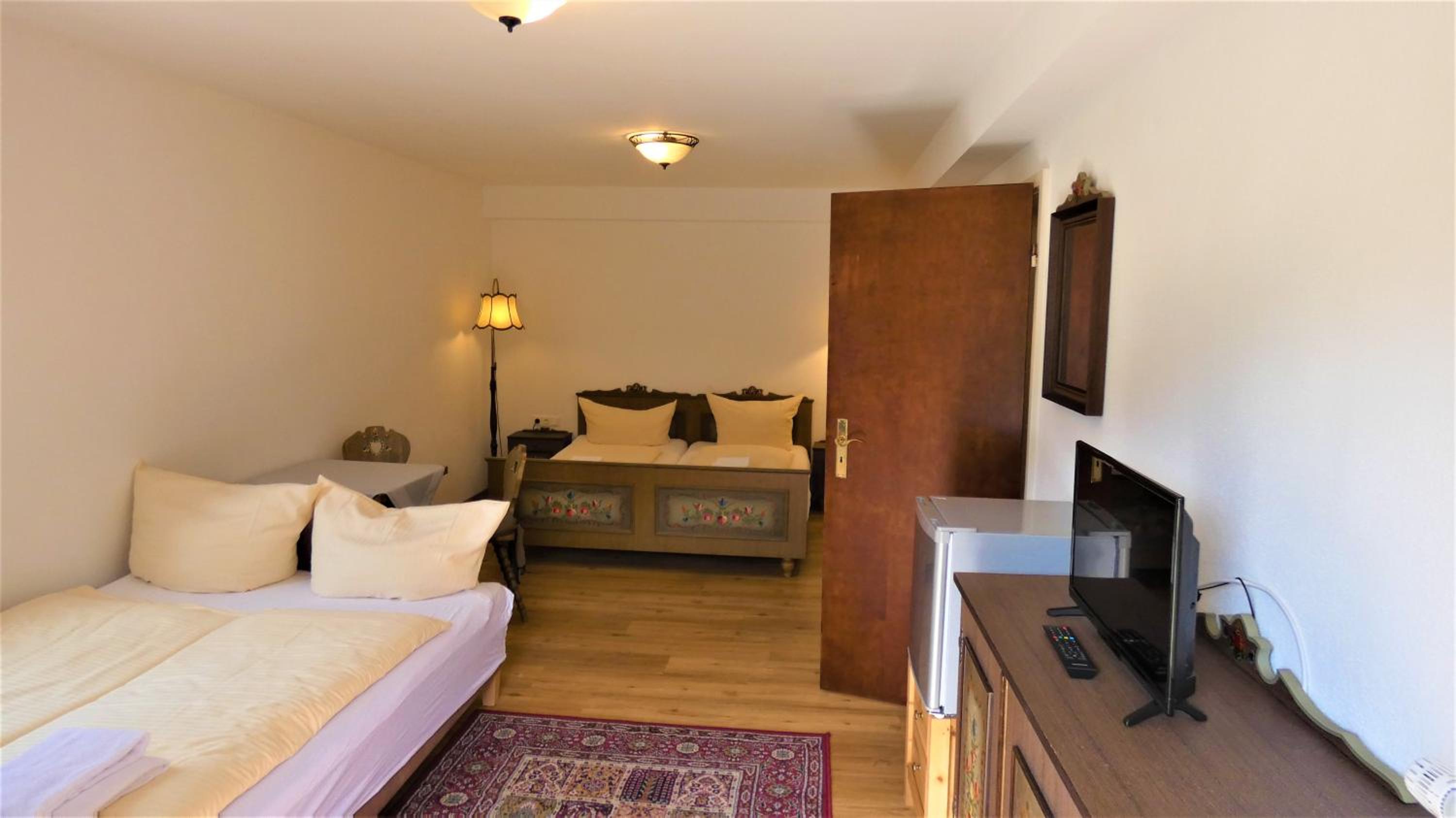 Classic Triple Room photo 2