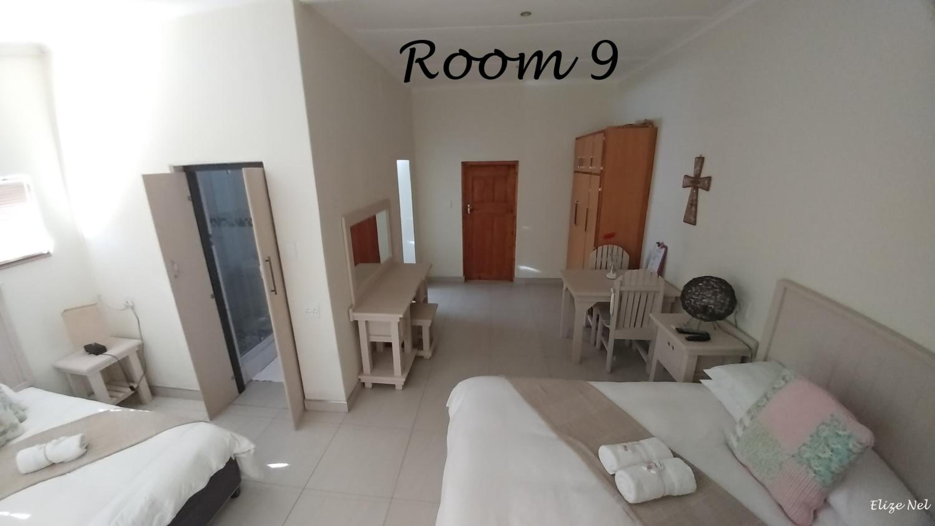 Deluxe Double or Twin Room photo 2