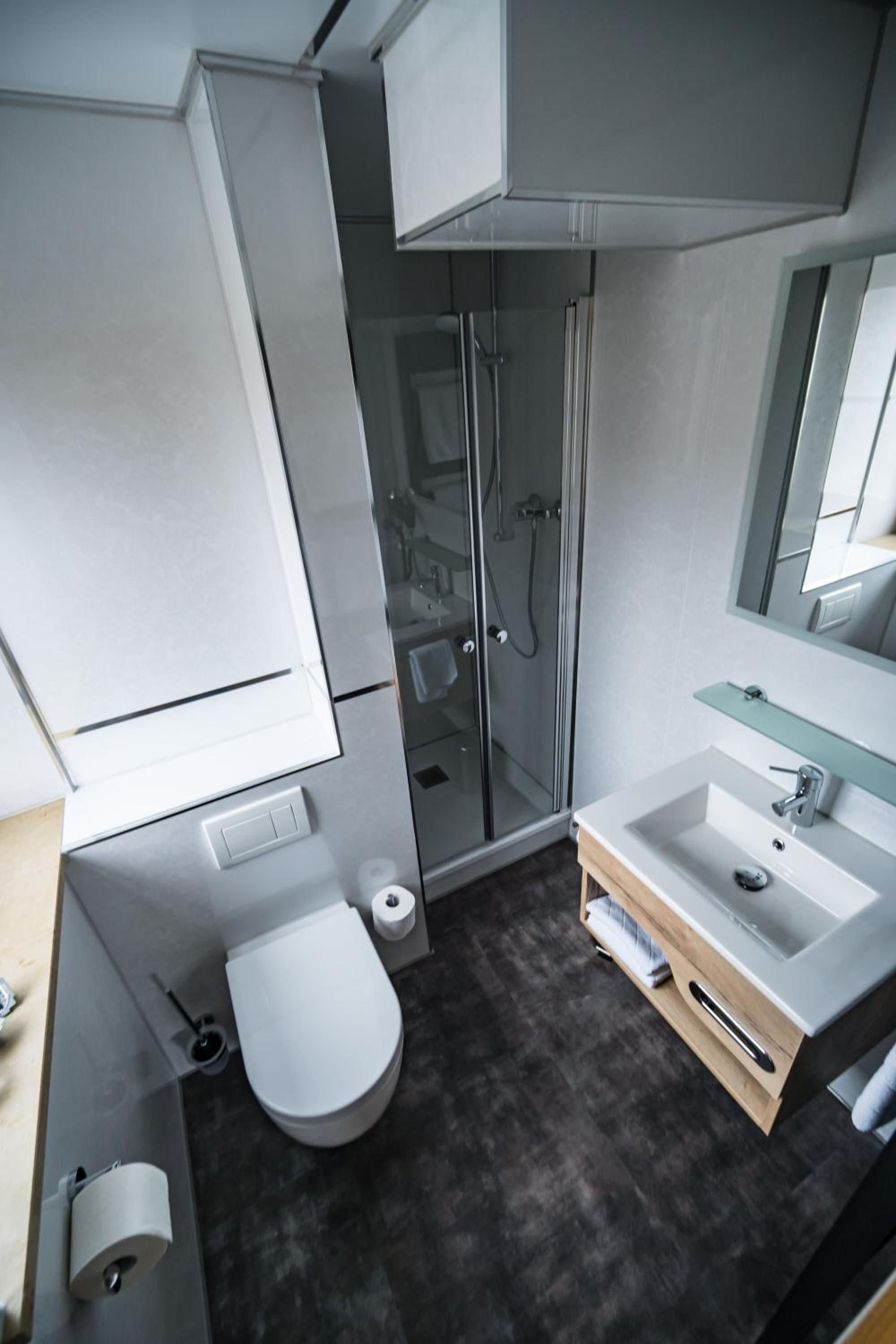 Double Room - Photo 17