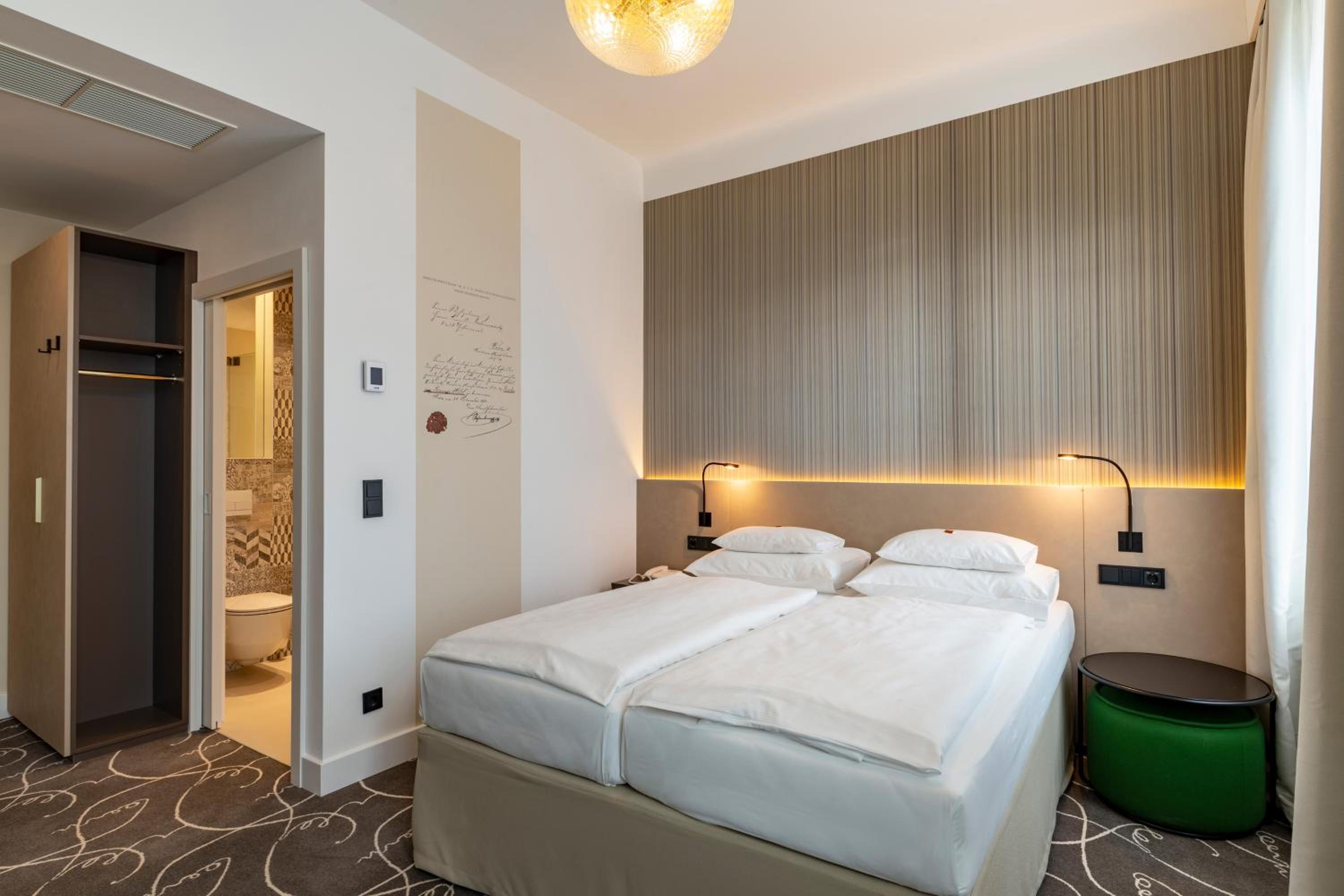 Superior Double Room photo 3