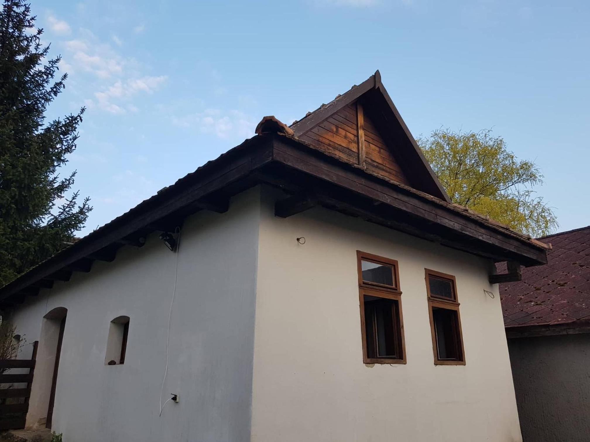 One-Bedroom House - Photo 17