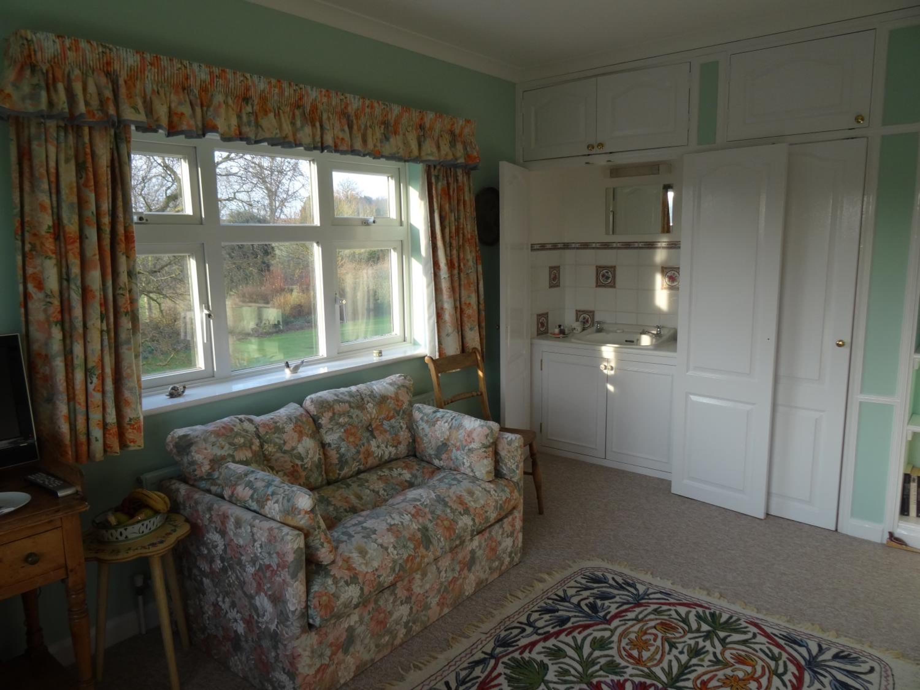 Double Room with Private External Bathroom