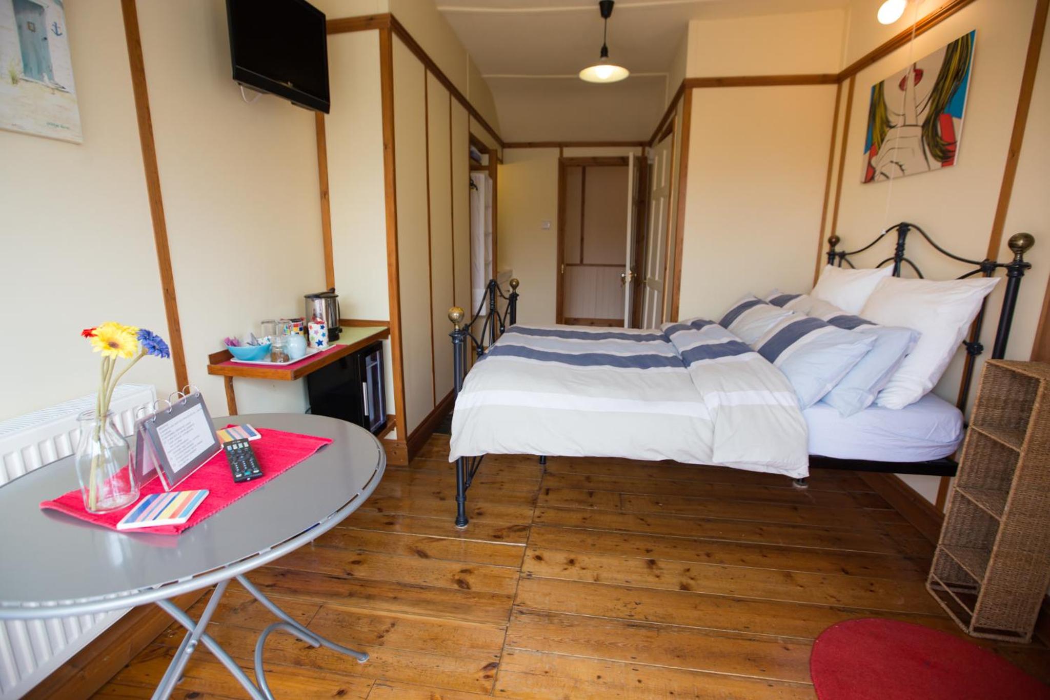 Standard Double Room photo 2
