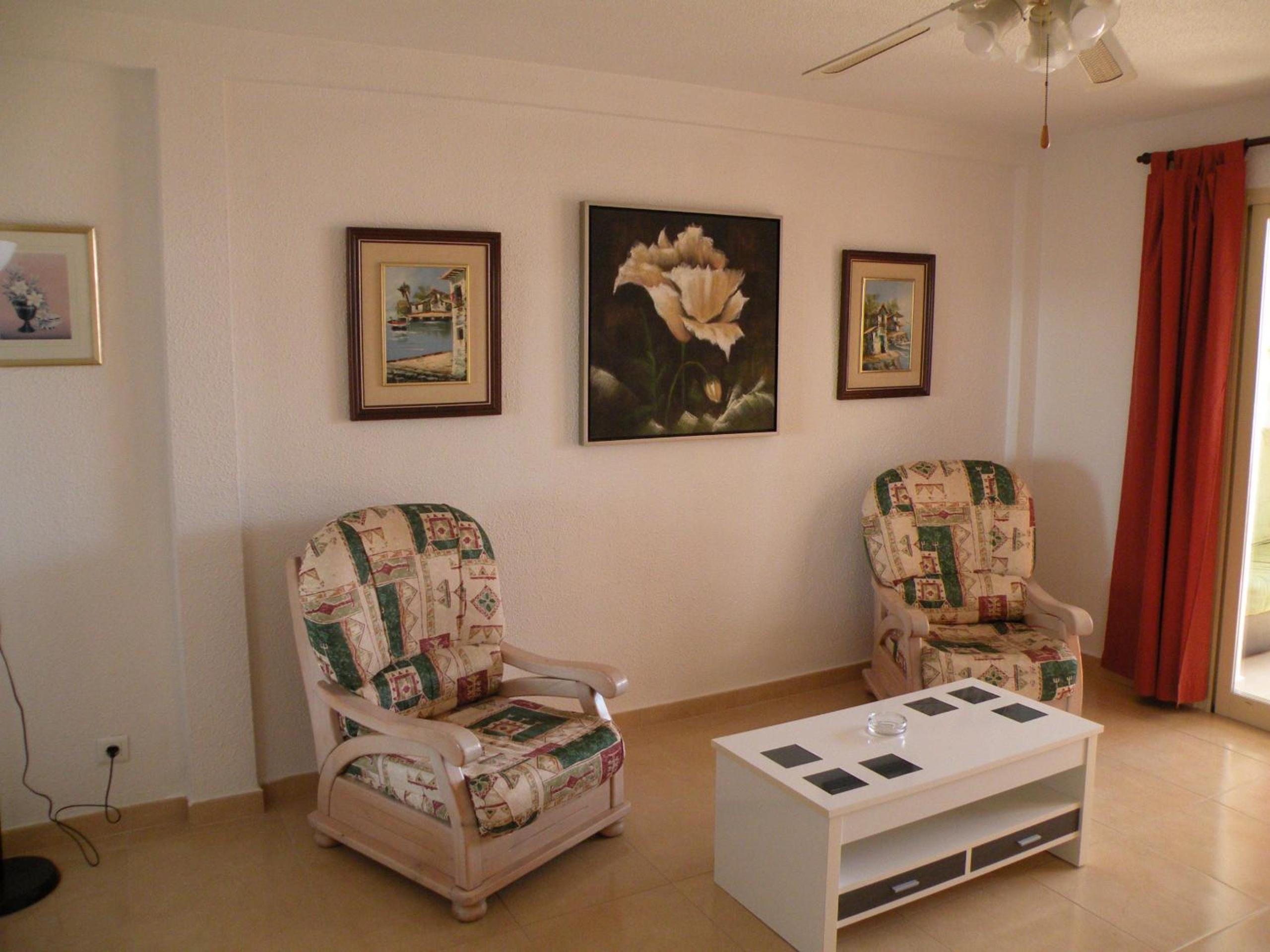 Apartment - Photo 36