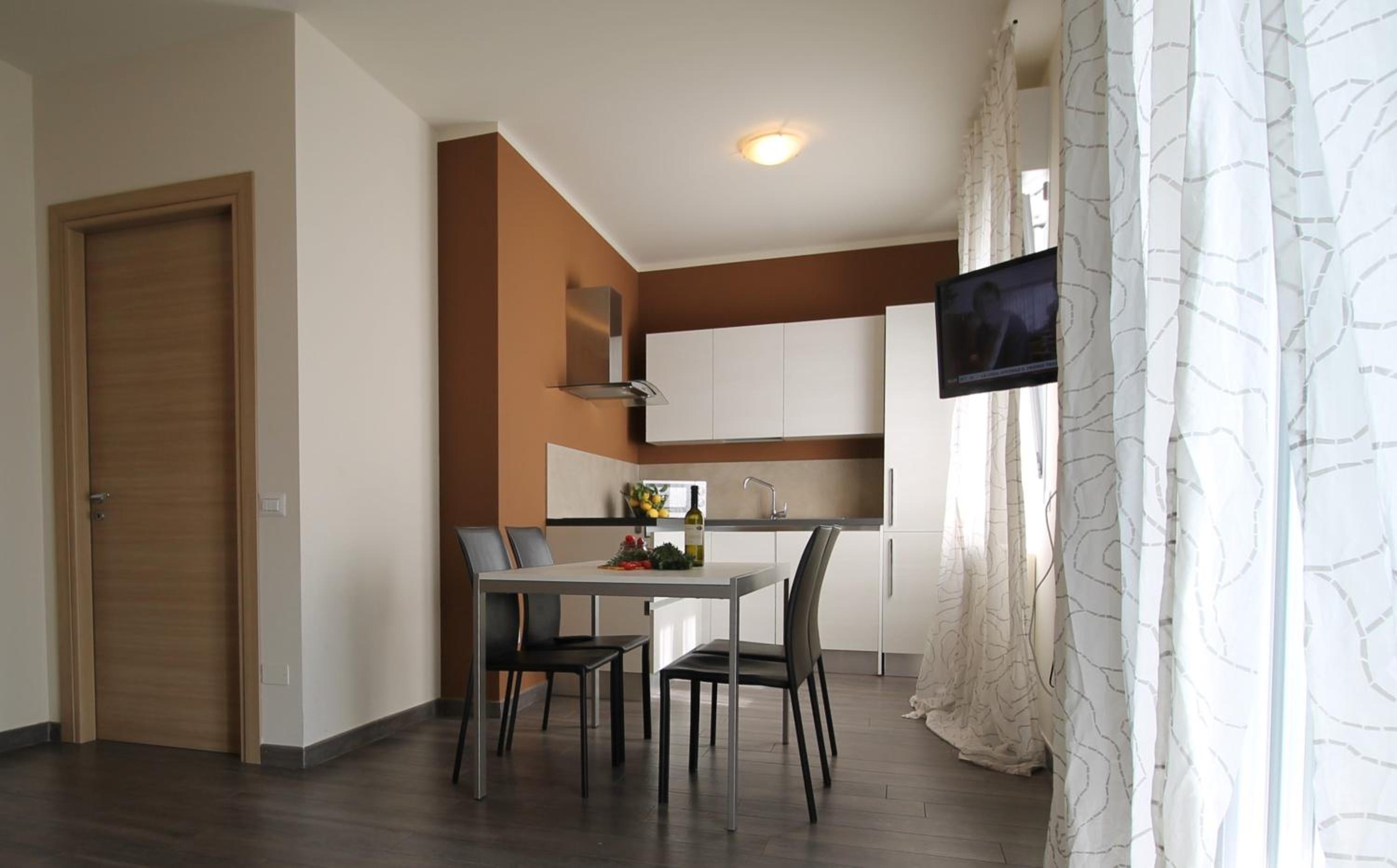 Two-Bedroom Apartment with Terrace photo 3