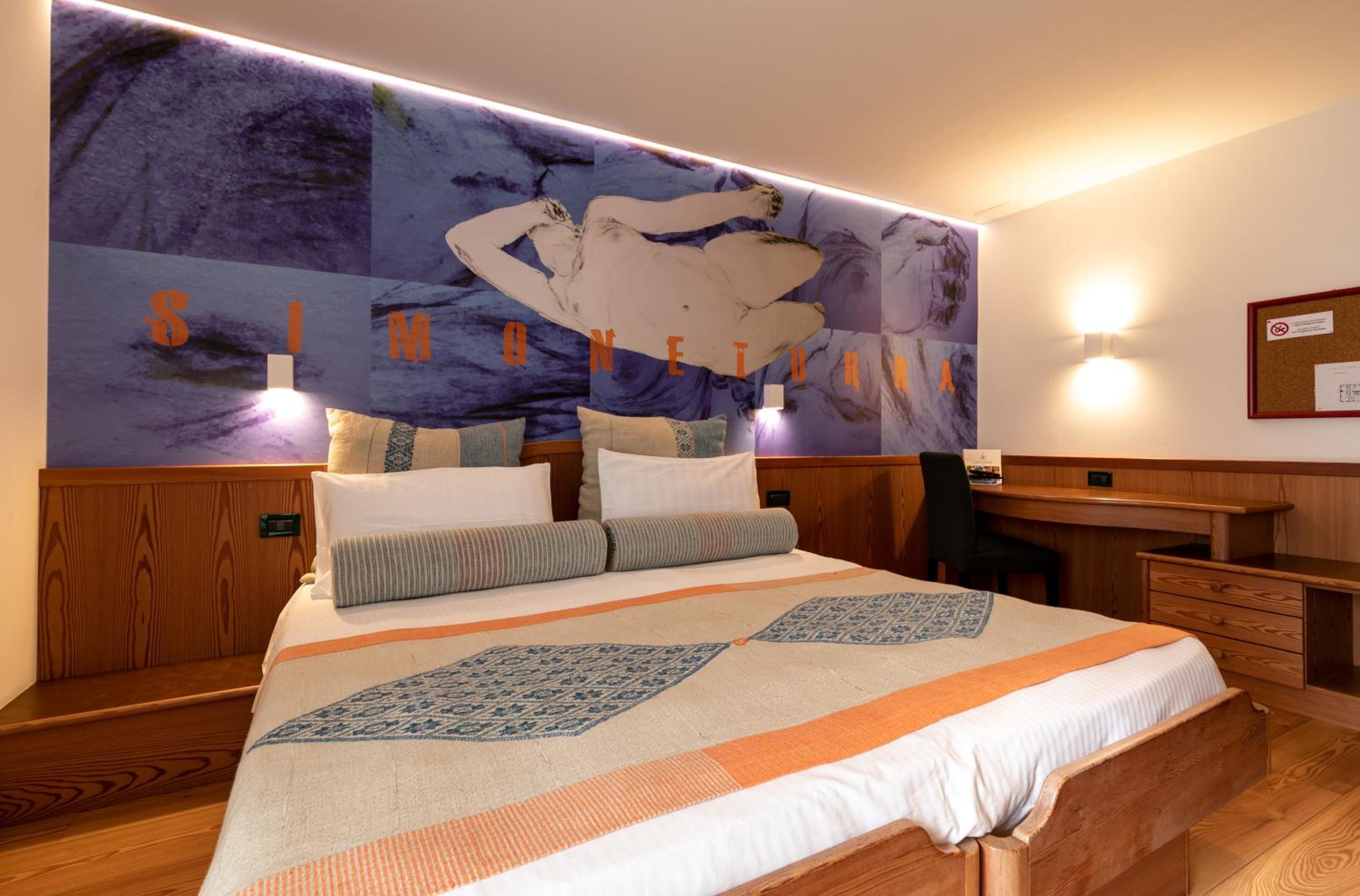 Superior Double or Twin Room - Photo 10